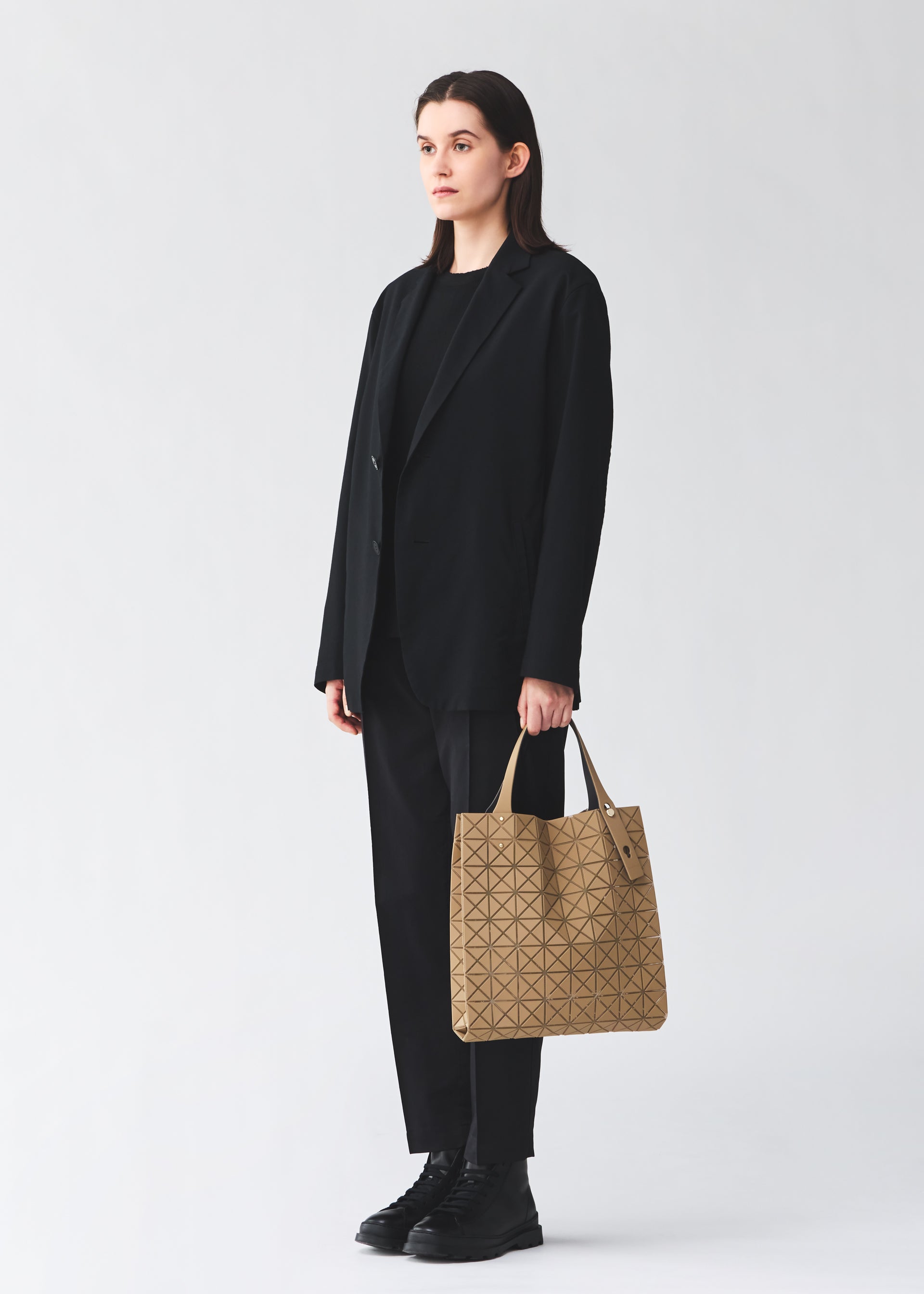 バッグ＆財布／トートバッグ – isseymiyake.com