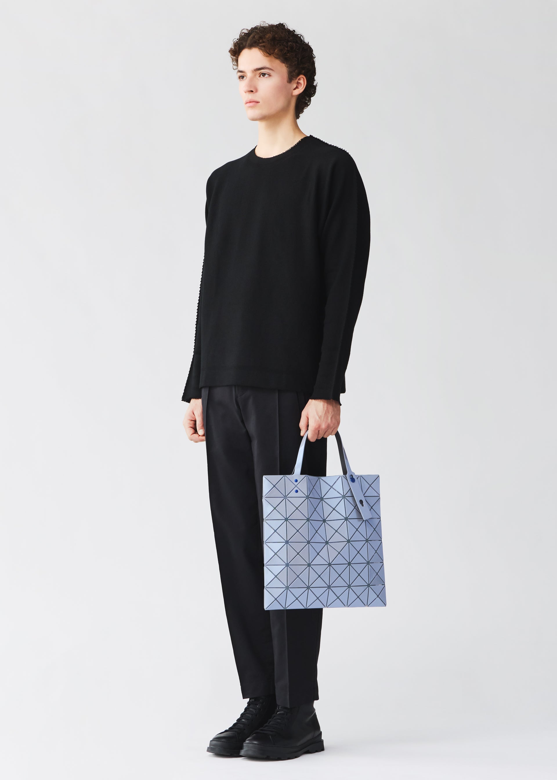 LUCENT ONE-TONE – isseymiyake.com