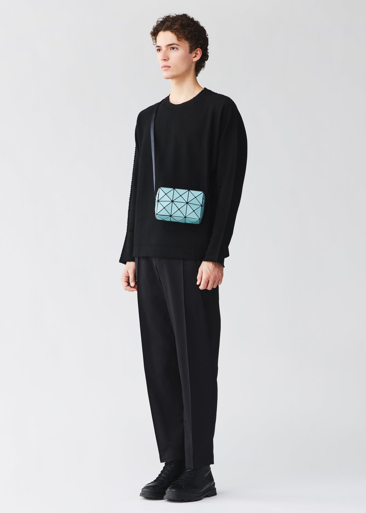 CUBOID、バッグ&財布_ショルダーバッグ、着用画像2