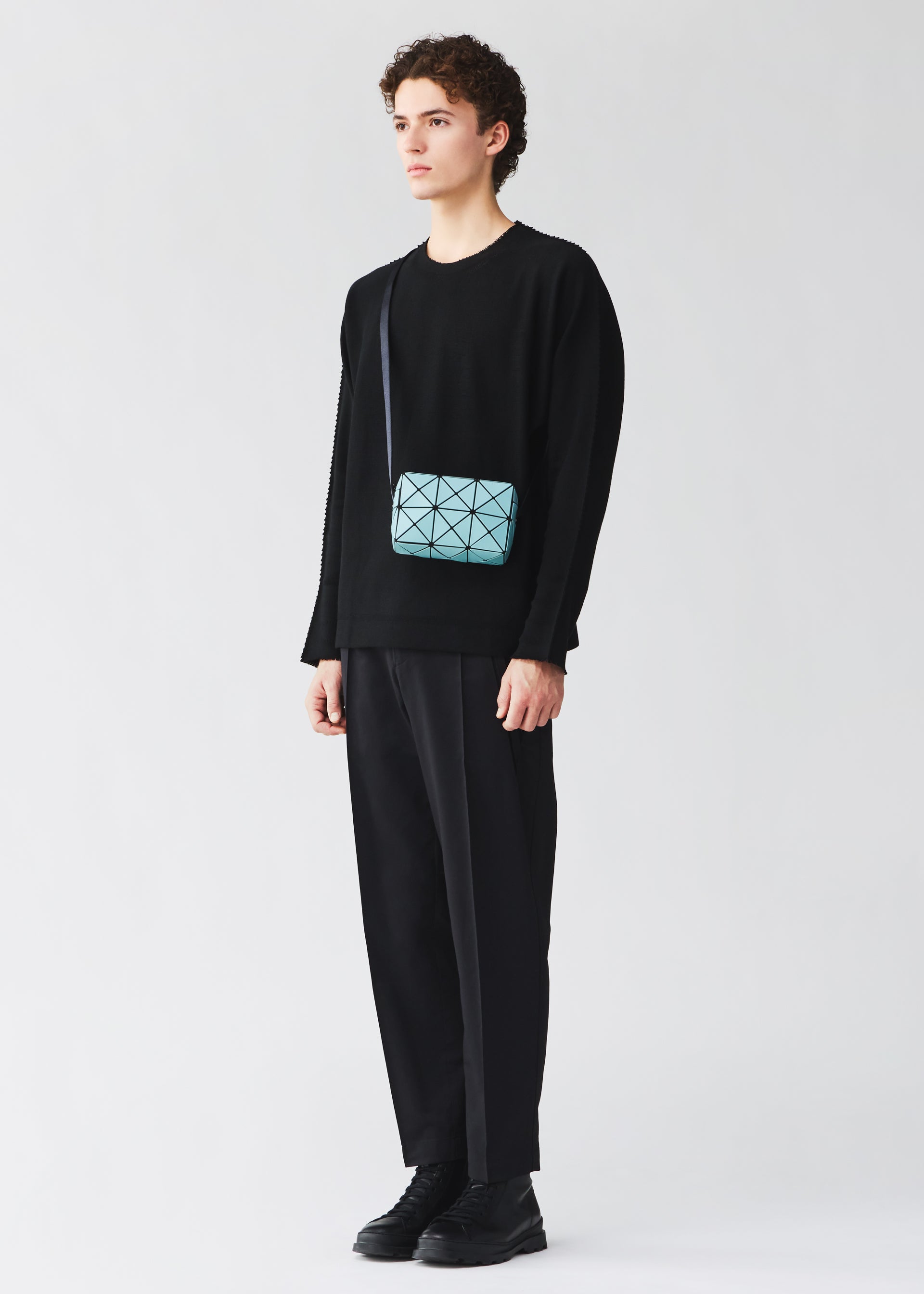 CUBOID、バッグ&財布_ショルダーバッグ、着用画像2
