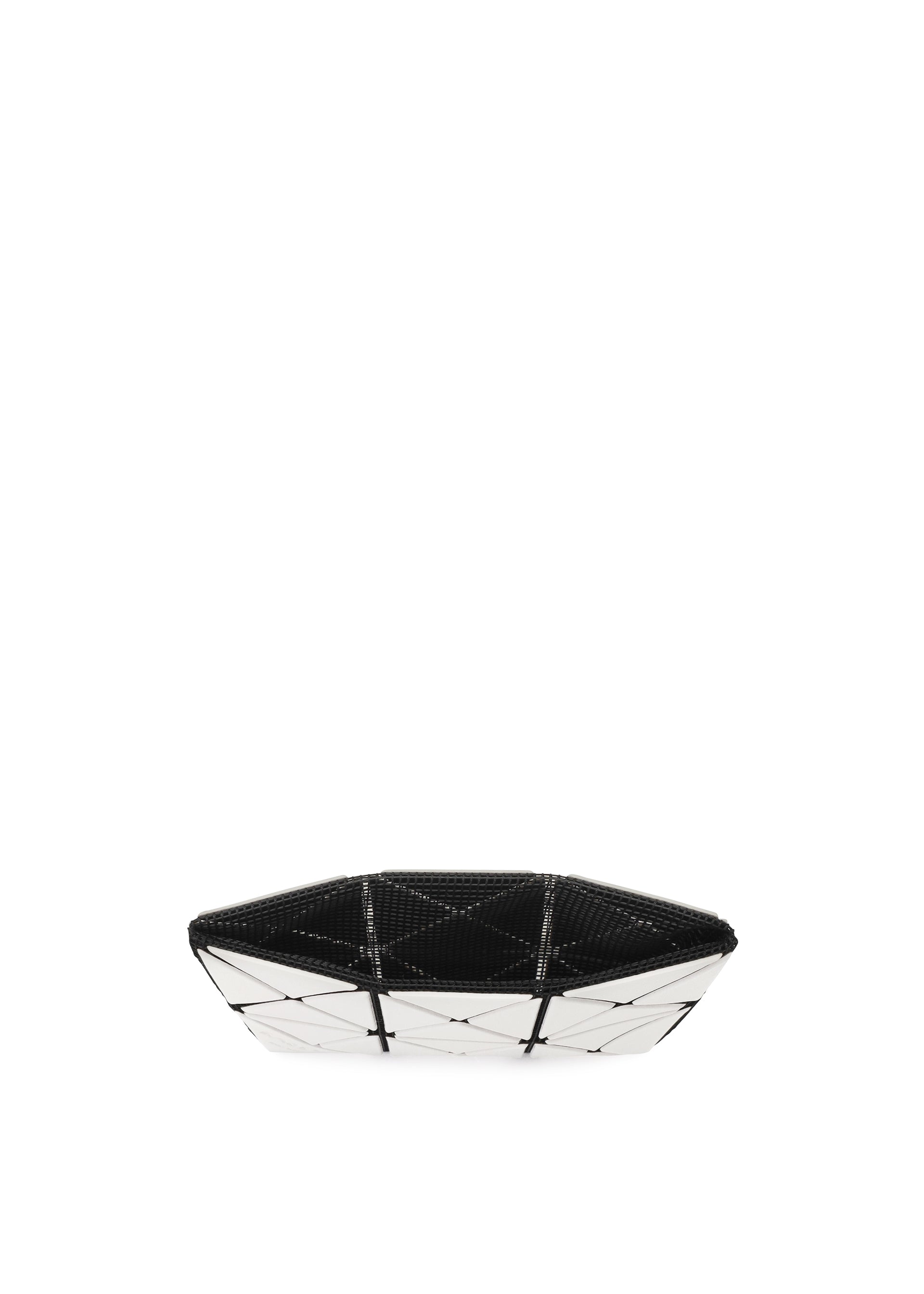 TWINKLE – isseymiyake.com