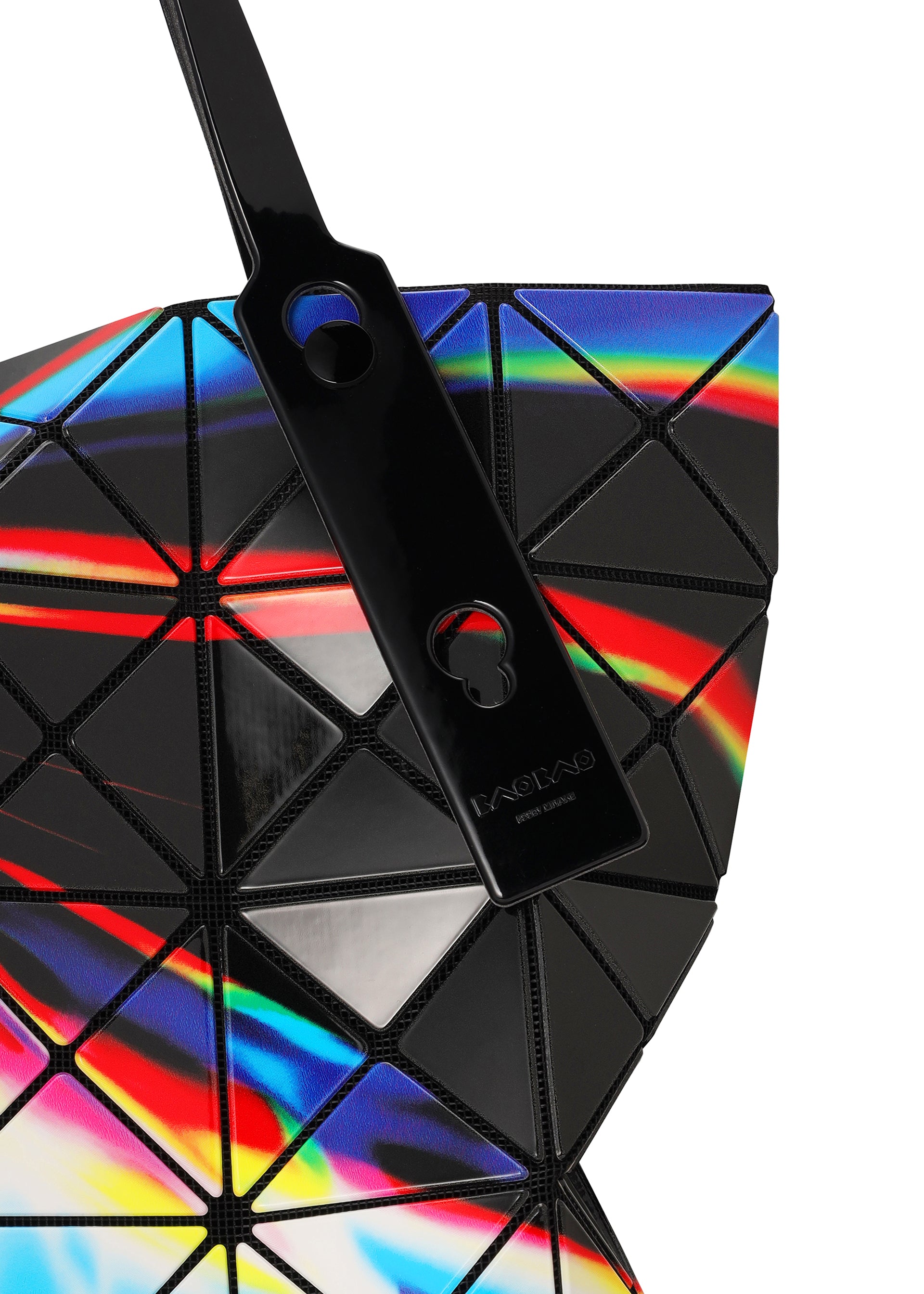 WARP – isseymiyake.com