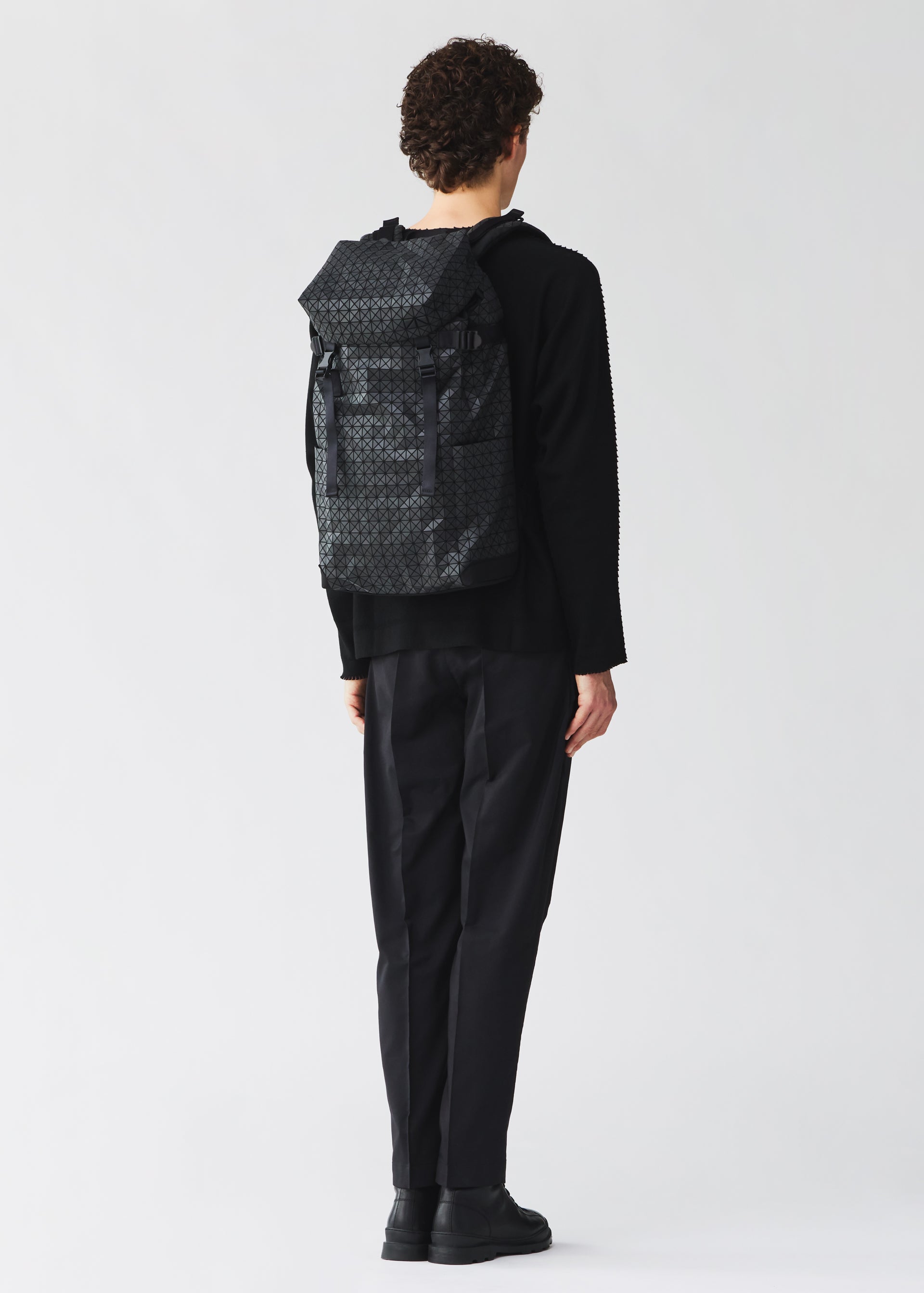 バッグ＆財布／バックパック – isseymiyake.com