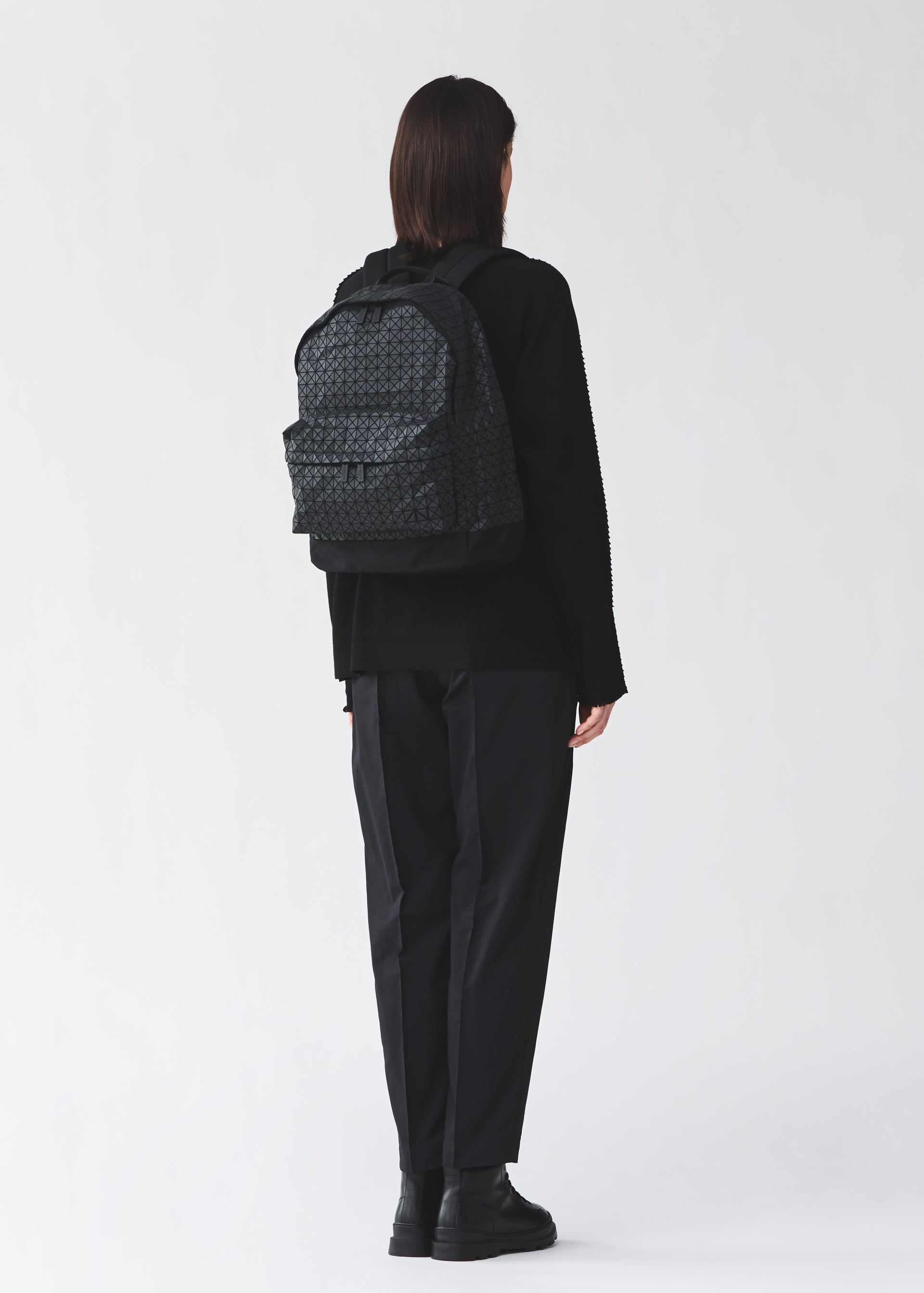 ブラック バックパック DAYPACK – isseymiyake.com
