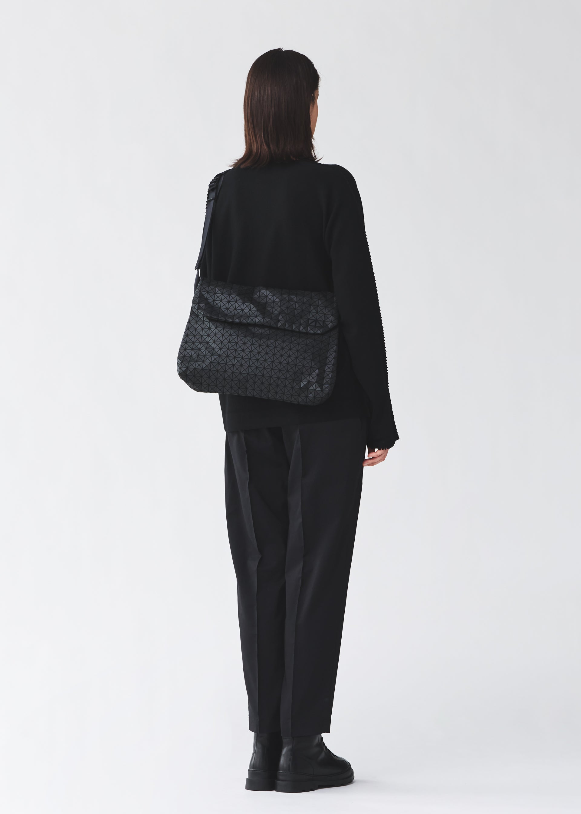 【美品・80s】ISSEY MIYAKE　ショルダーバッグ　レザー　ブラック　黒 FROGGY – isseymiyake.com