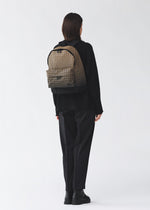 DAYPACK GRADUAL、バッグ&財布_バックパック、着用画像2