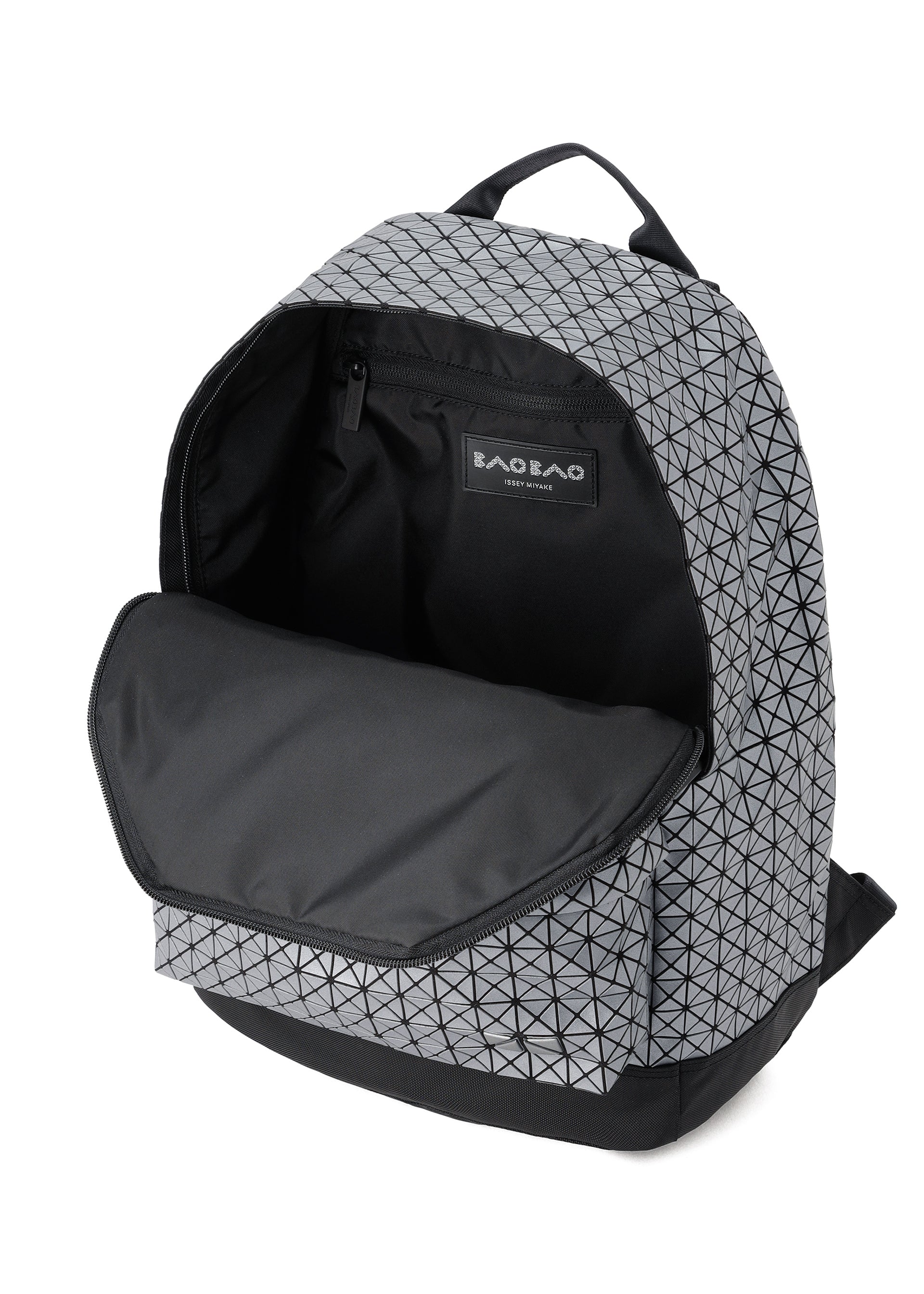 DAYPACK REFLECTOR – isseymiyake.com