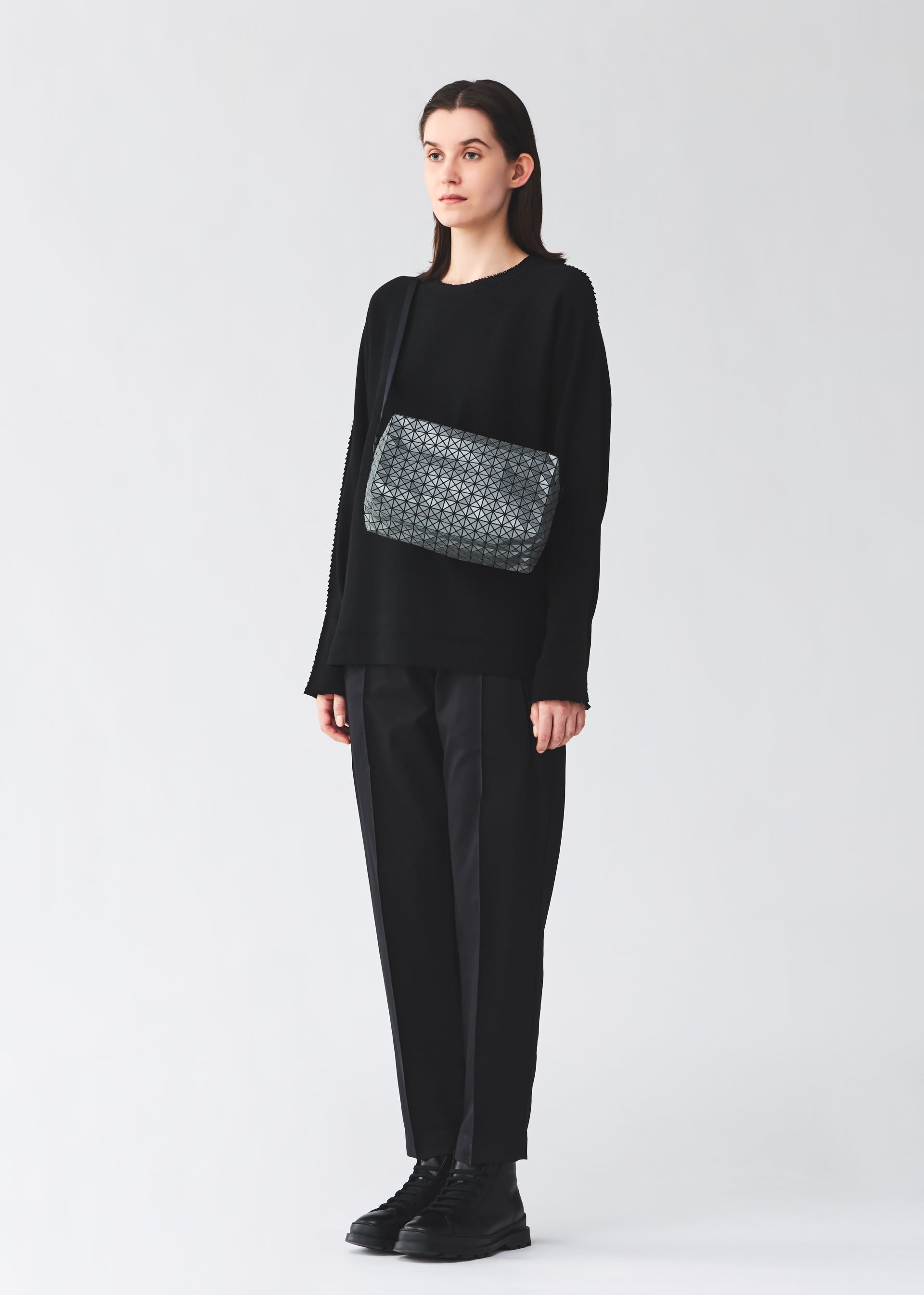 SADDLE BAG REFLECTOR – isseymiyake.com