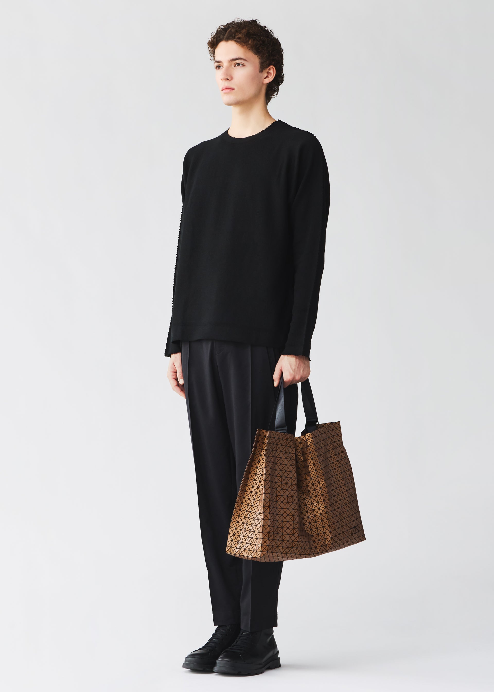 CART REFLECTOR – isseymiyake.com