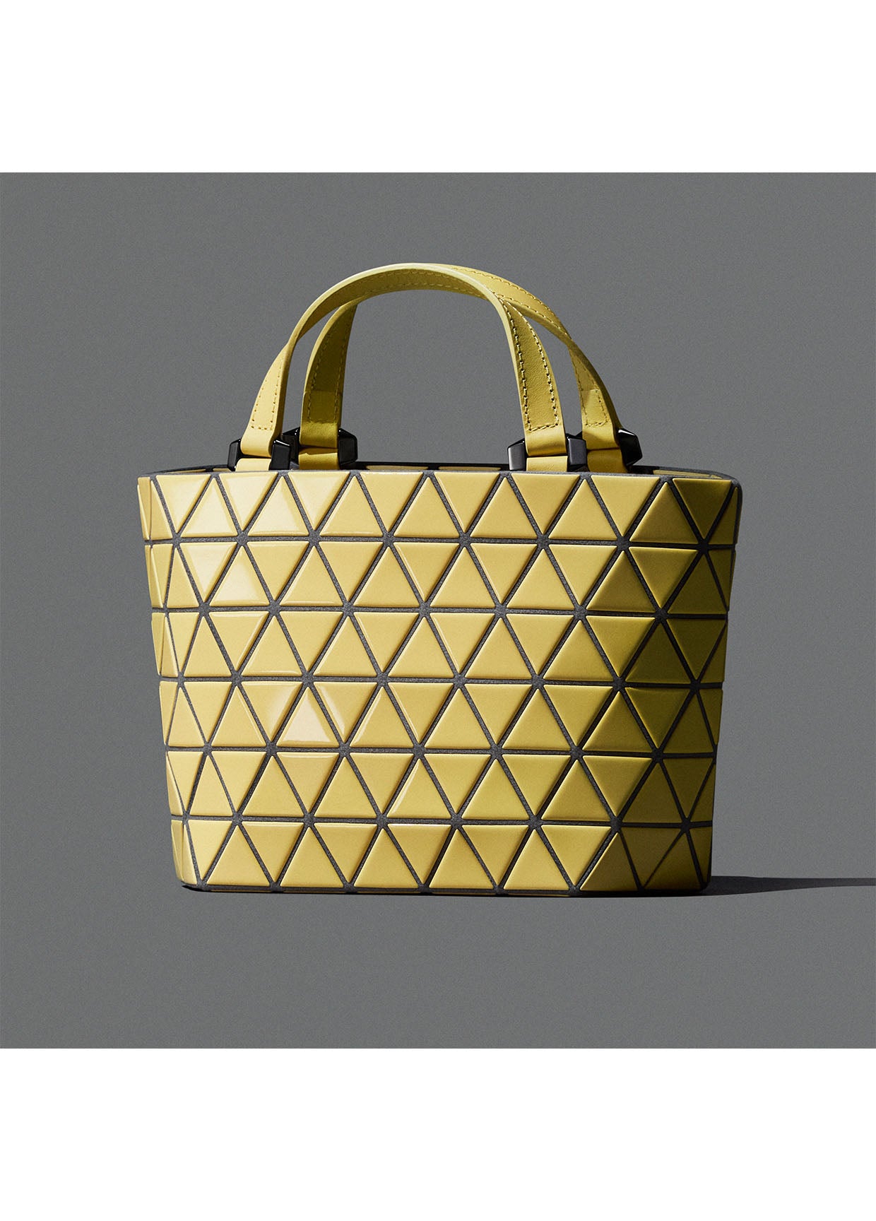 BAO BAO ISSEY MIYAKE ルック – isseymiyake.com BAO BAO ISSEY MIYAKE ルック – isseymiyake.com