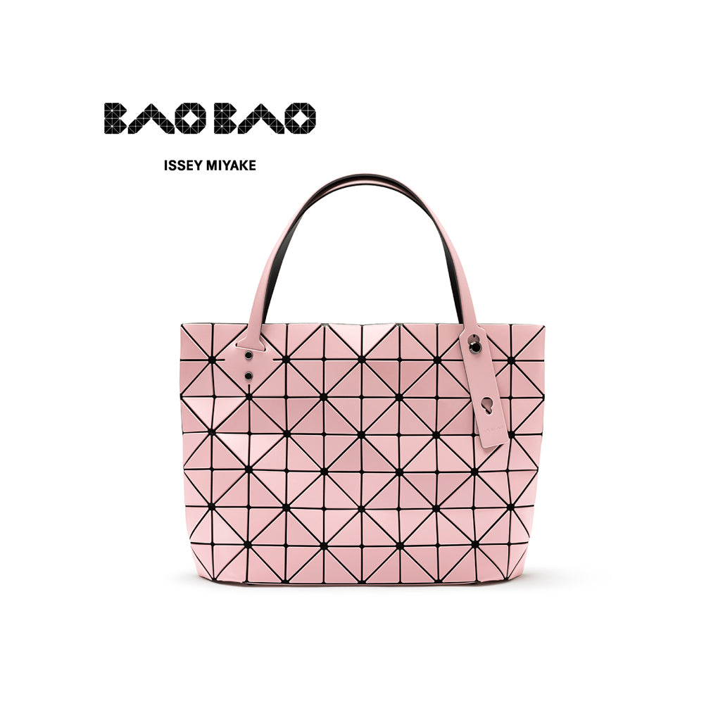 BAO BAO ISSEY MIYAKE ビジュアルアーカイブ AW23 – isseymiyake.com