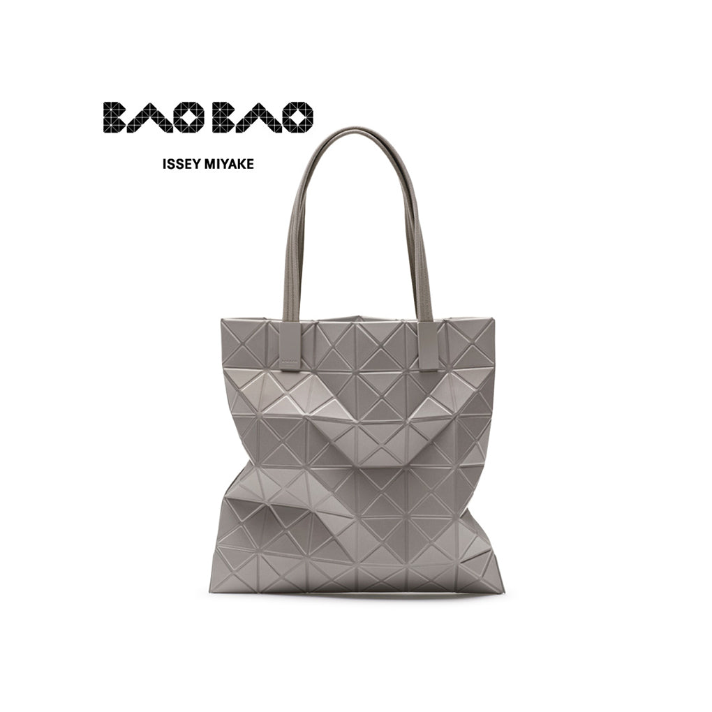 BAO BAO ISSEY MIYAKE ビジュアルアーカイブ AW23 – isseymiyake.com