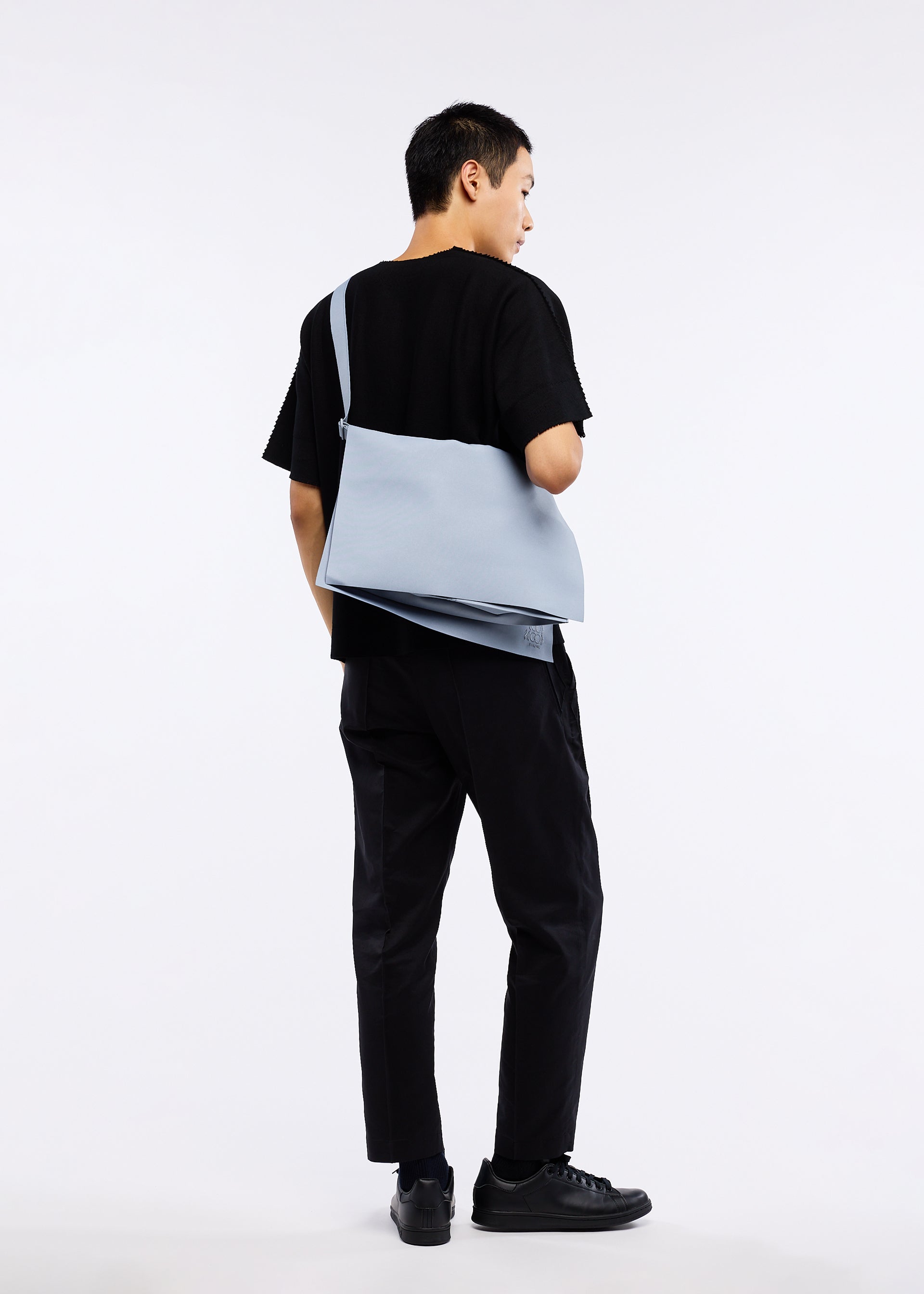 ROLL、バッグ&財布_ショルダーバッグ、着用画像3