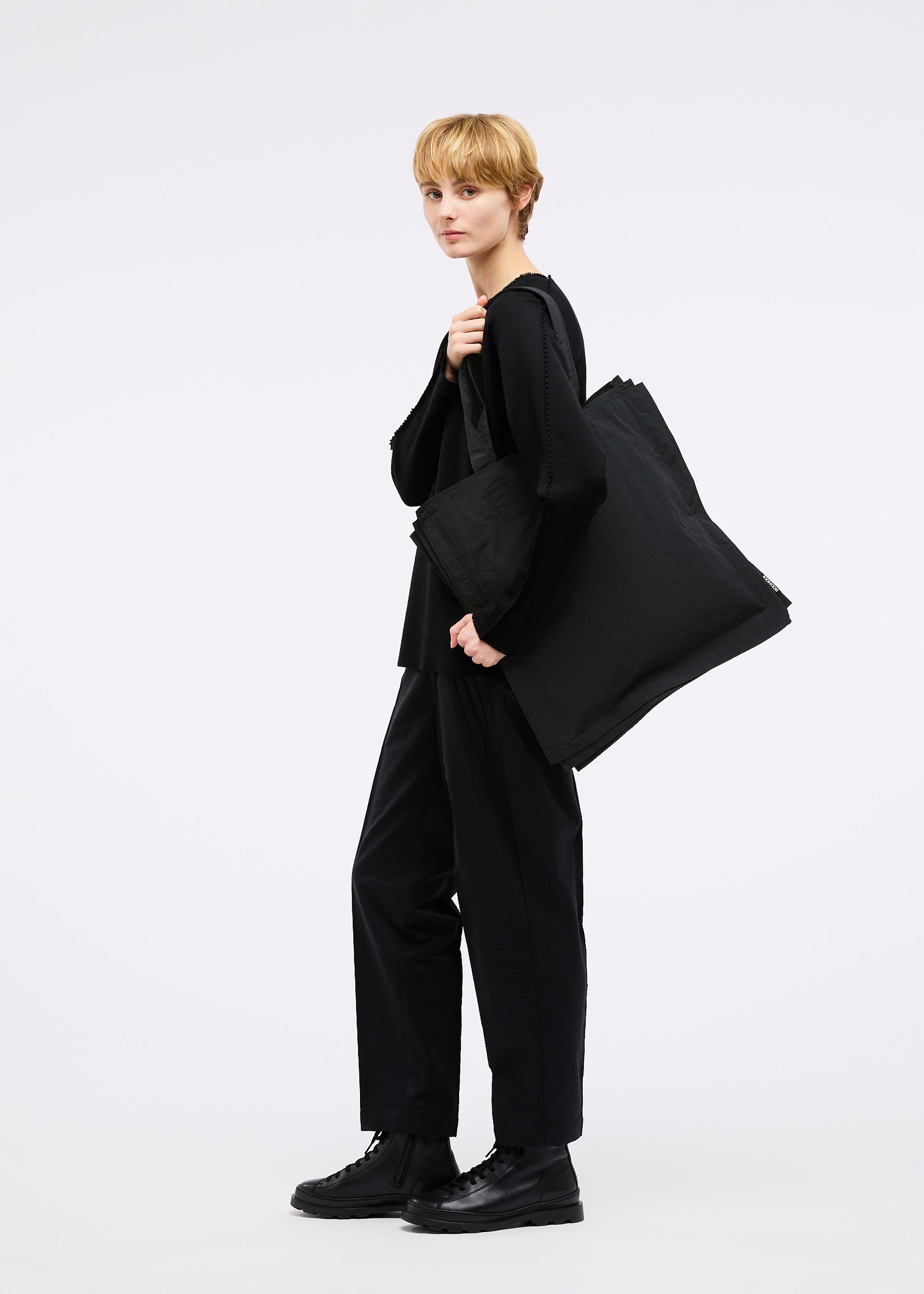 オンラインストア – isseymiyake.com