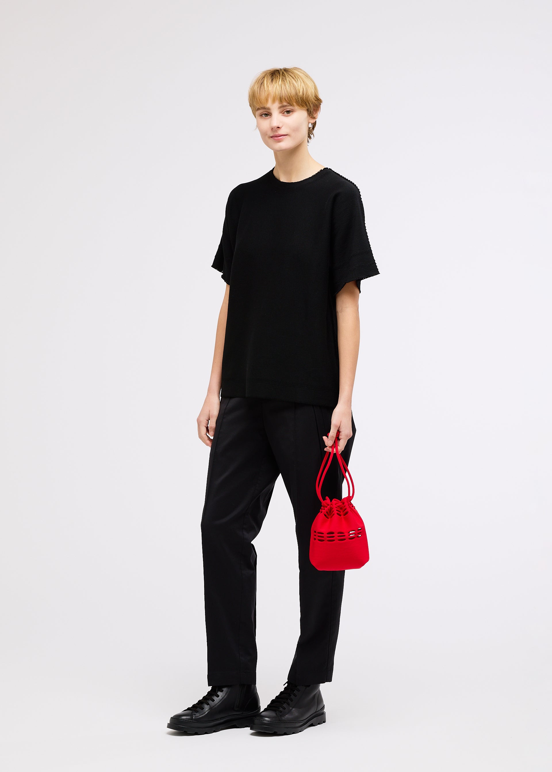 バッグ＆財布／ハンドバッグ – isseymiyake.com