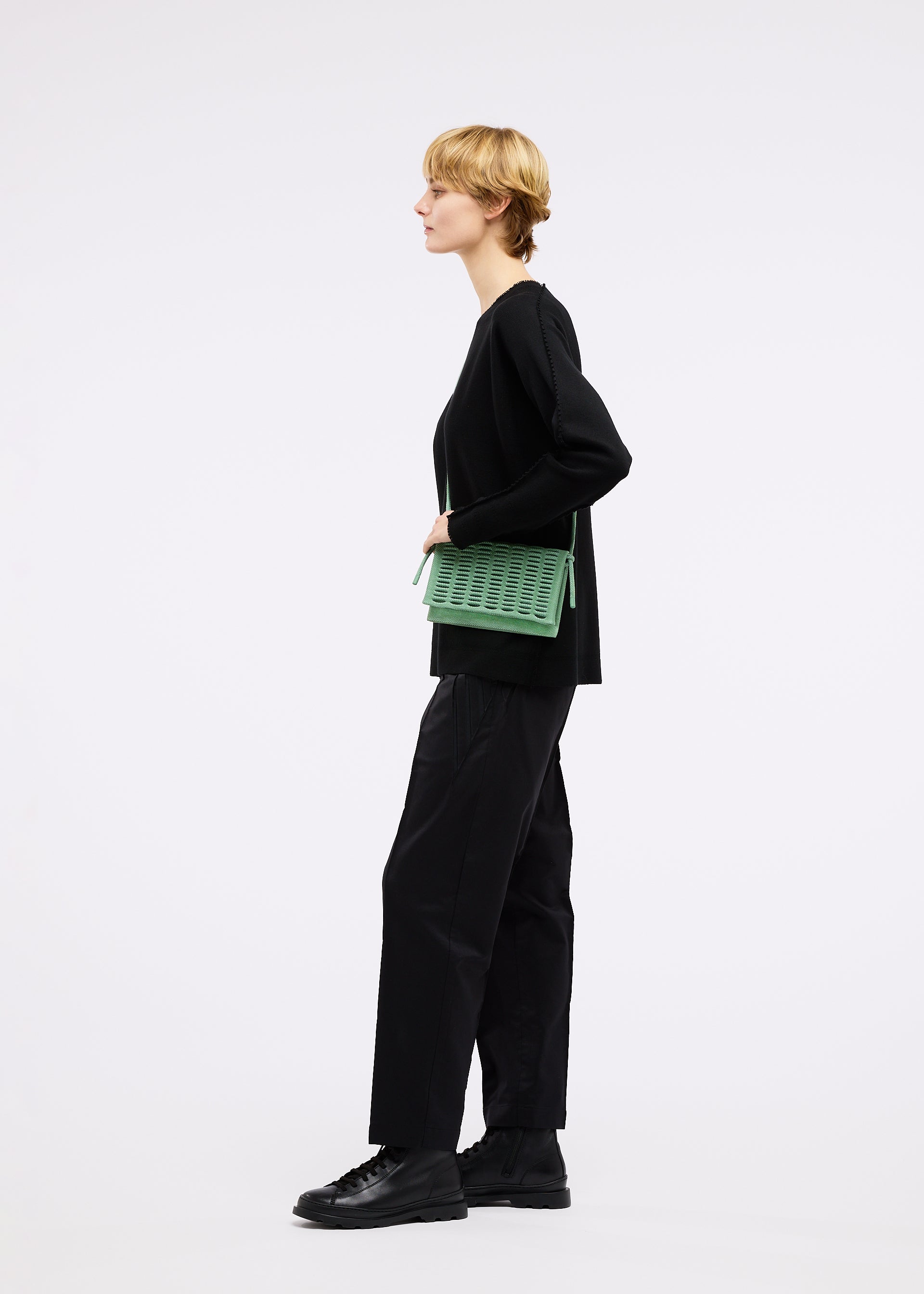 MOKKO TWILL、バッグ&財布_ショルダーバッグ、着用画像1