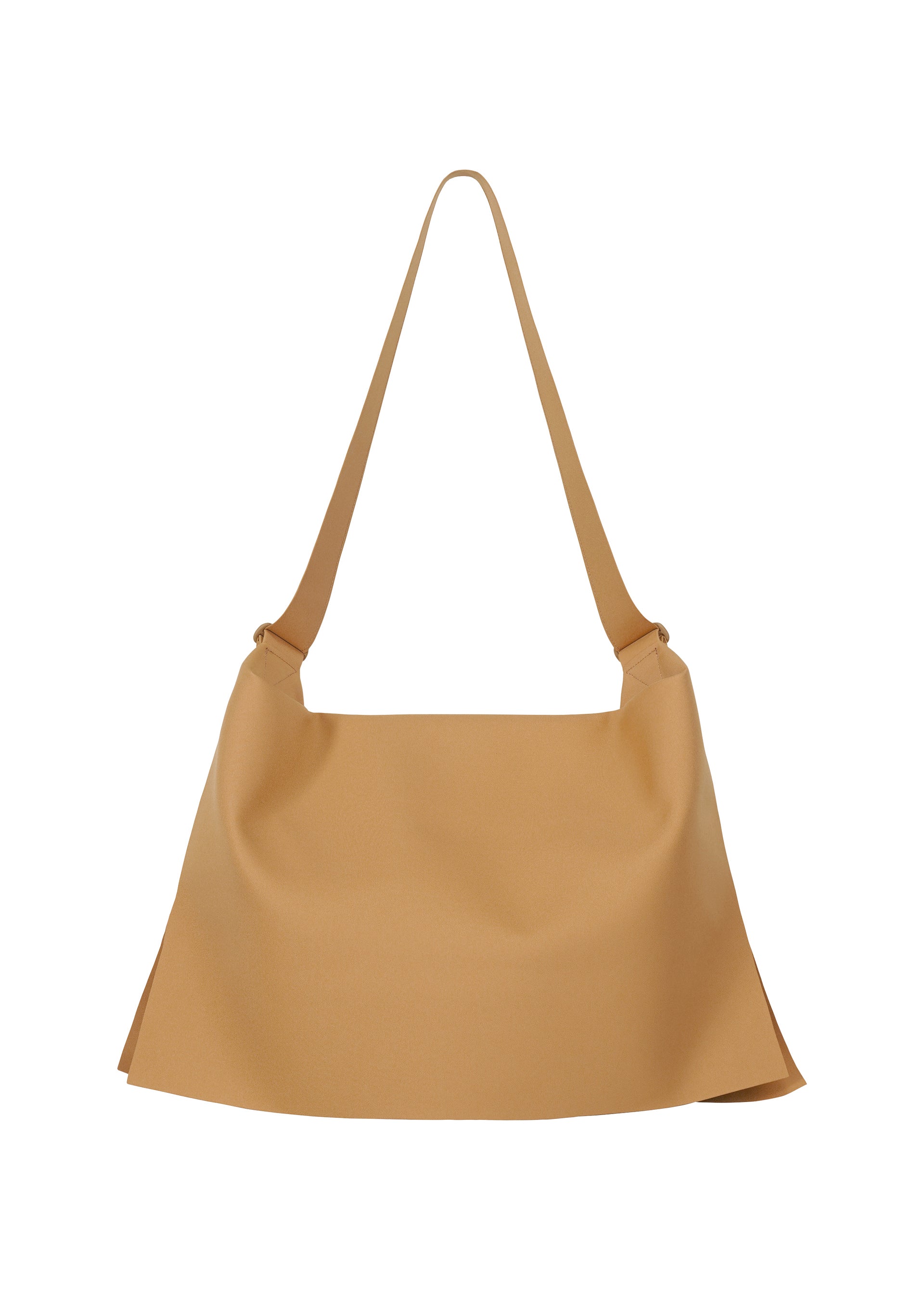 バッグ GOOD GOODS ISSEY MIYAKE ROLL ROLL – isseymiyake.com