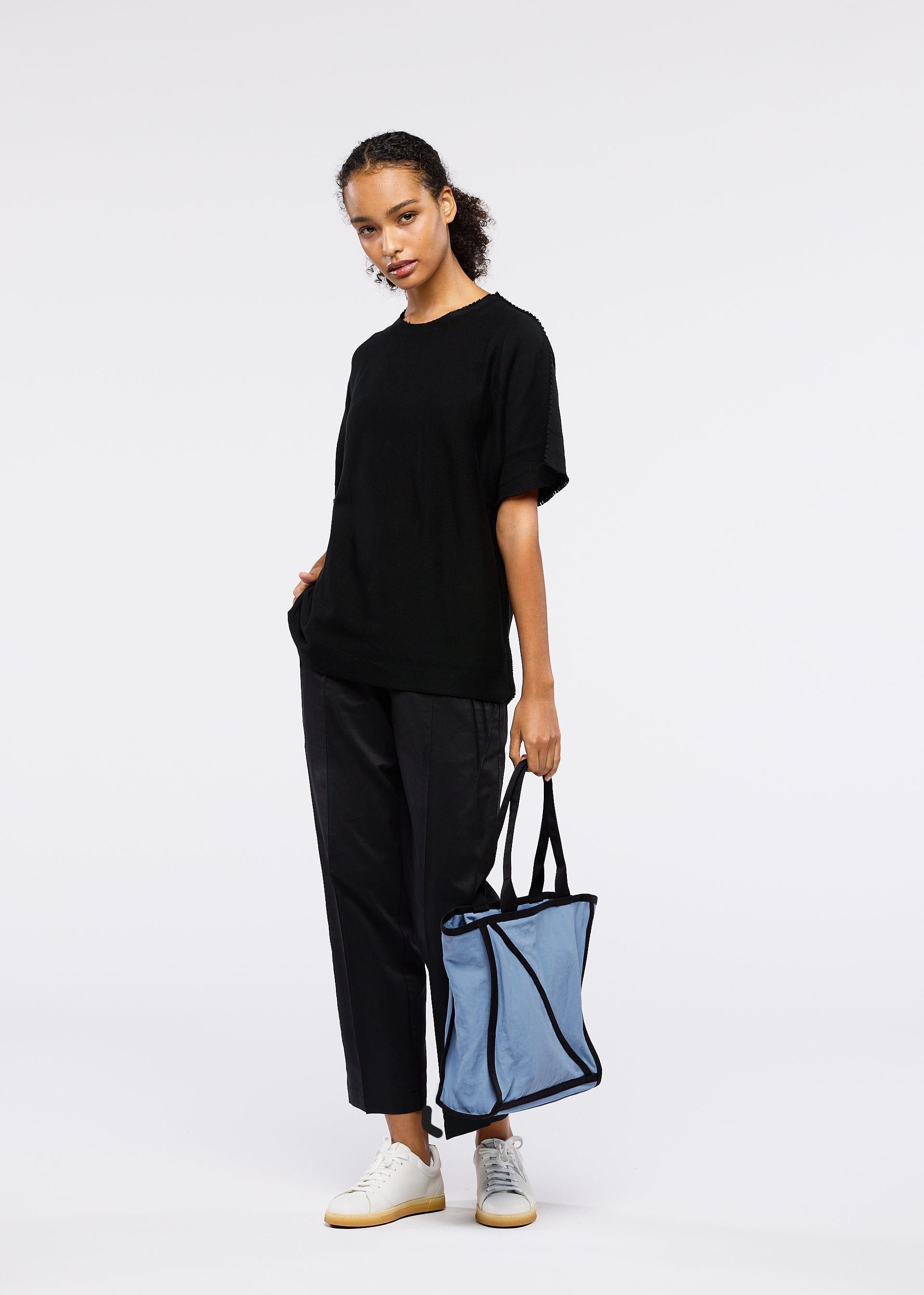 バッグ＆財布／トートバッグ – Page 3 – isseymiyake.com