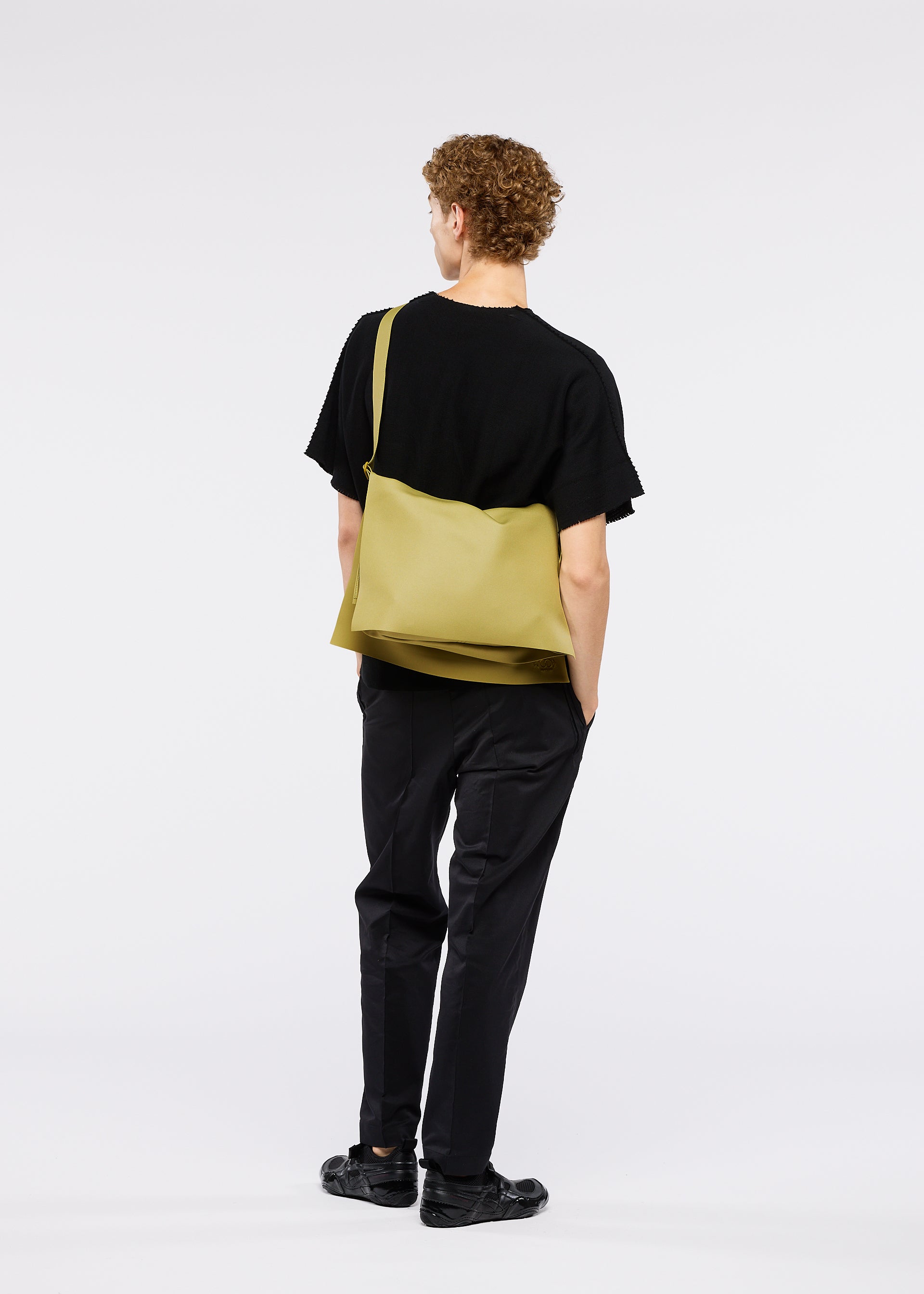 ROLL – isseymiyake.com