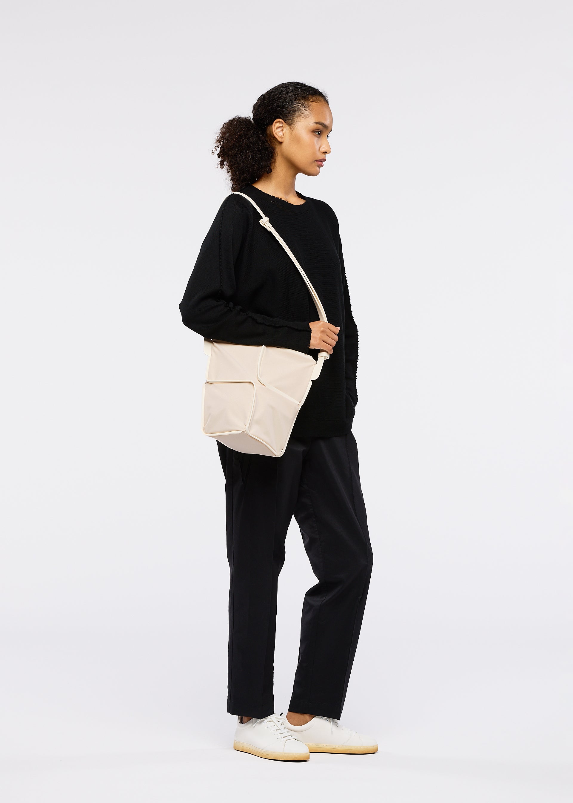 FRAME、バッグ&財布_ショルダーバッグ、着用画像1