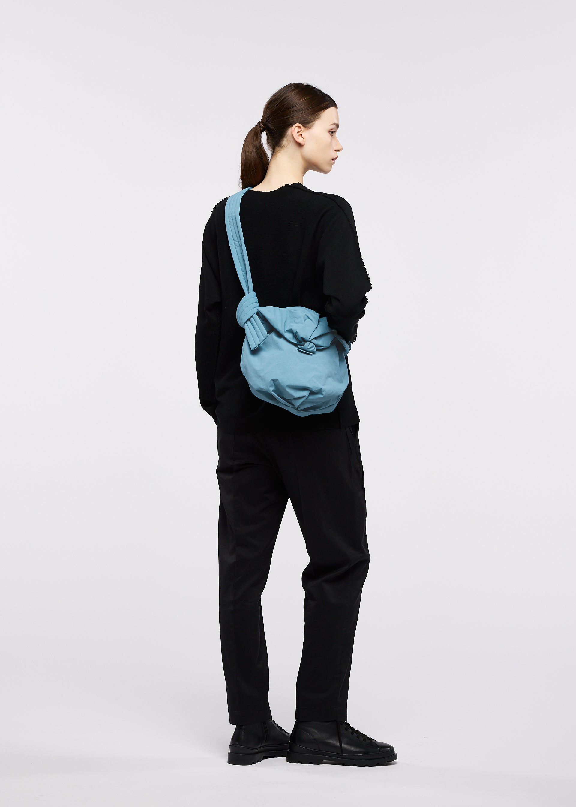 イッセイミヤケ　Fuwa Fuwa FUWA FUWA – isseymiyake.com