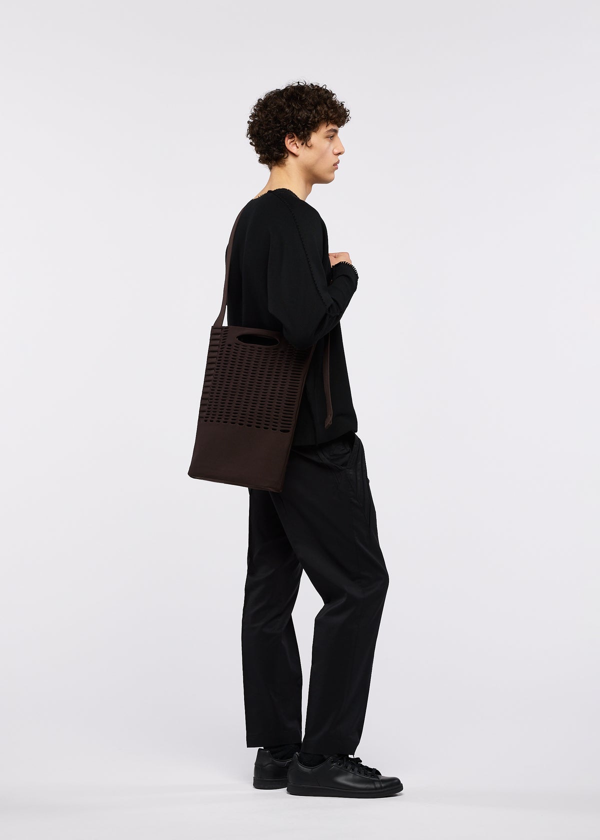 MOKKO MONO GRIP、バッグ&財布_ショルダーバッグ、着用画像1
