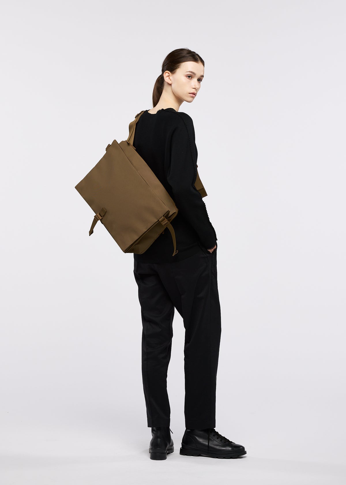 JABARA、バッグ&財布_ショルダーバッグ、着用画像2