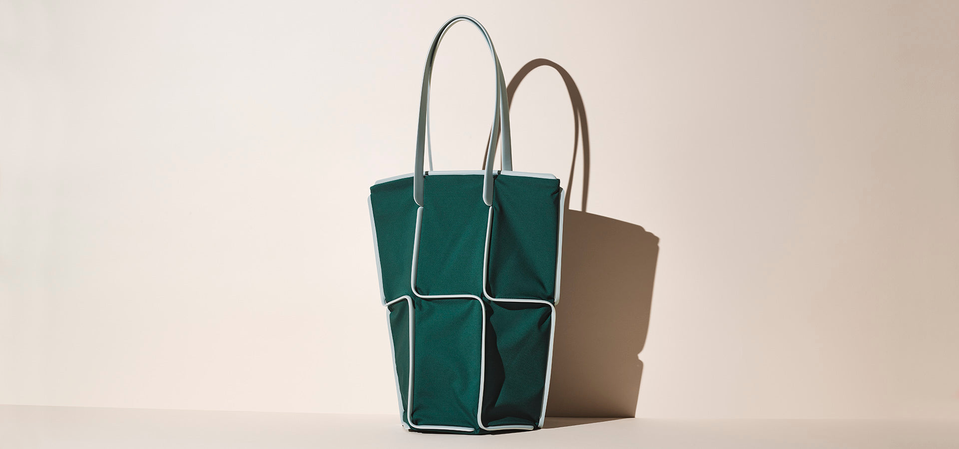 ISSEY MIYAKE イッセイミヤケ ショートジャケット⭕️美品⭕️再値下げ中 ISSEY MIYAKE – isseymiyake.com