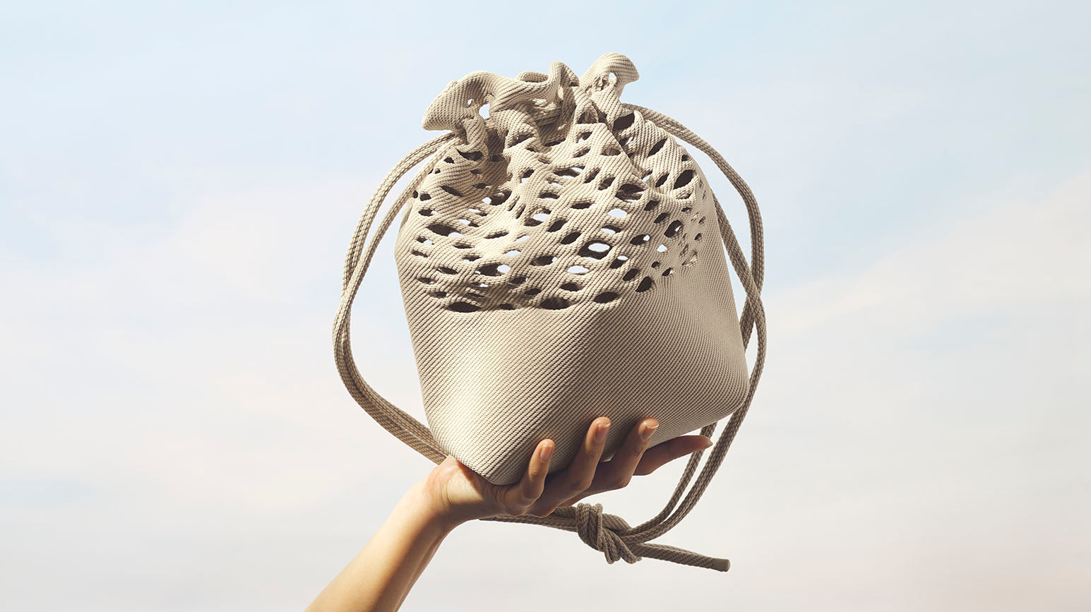 GOOD GOODS ISSEY MIYAKE アイテムシリーズ MOKKO – isseymiyake.com