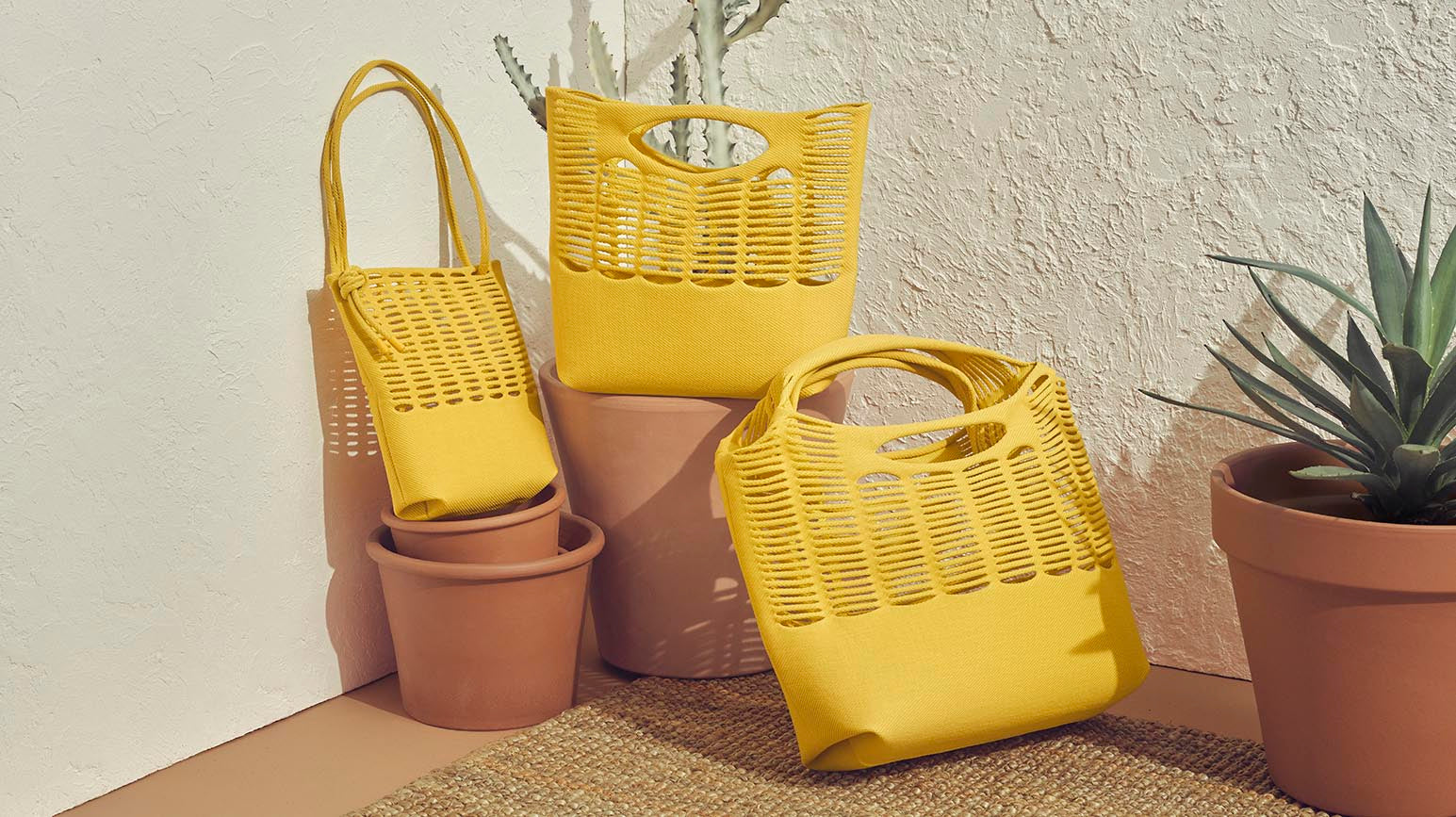 ISSEY MIYAKE 夏のかごバッグ BAO BAO ISSEY MIYAKEから“カゴバッグ”を表現した新作