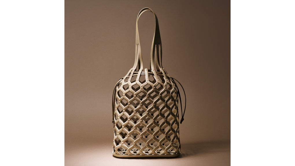 GOOD GOODS ISSEY MIYAKE ビジュアルアーカイブ – isseymiyake.com