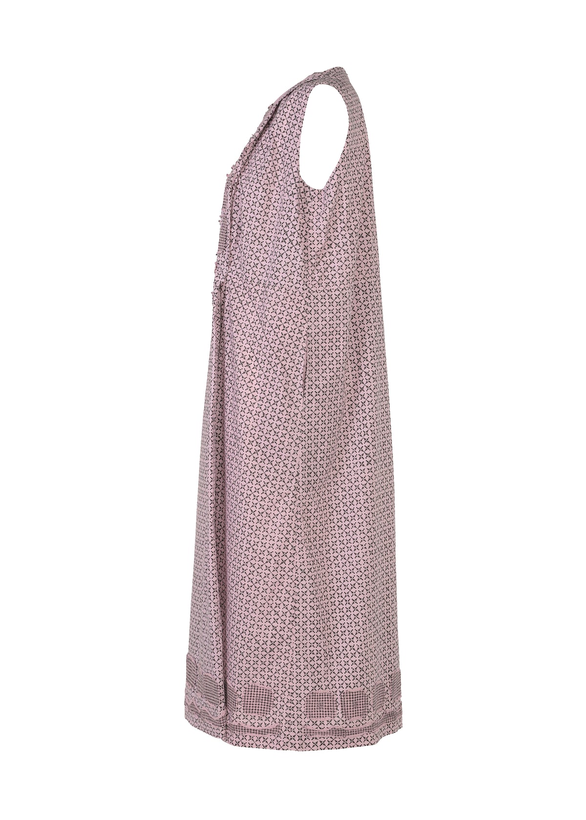 ASSEMBLAGE – isseymiyake.com