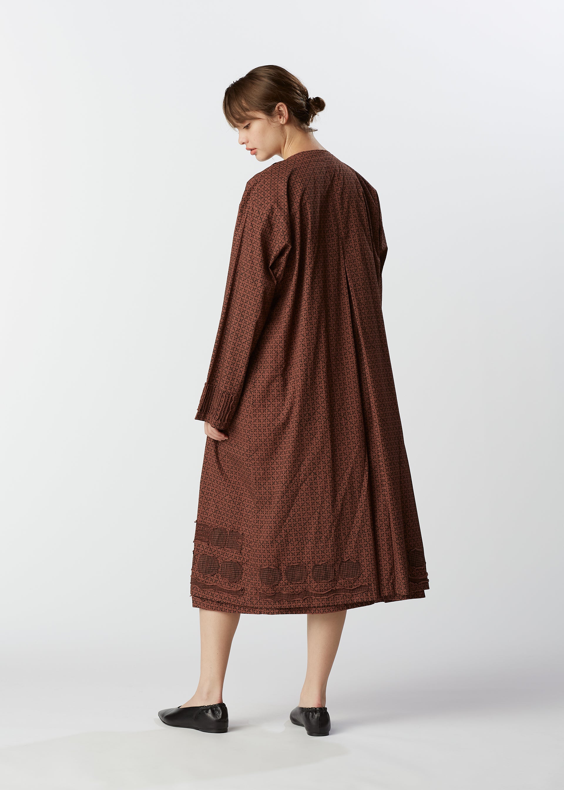 ASSEMBLAGE – isseymiyake.com ASSEMBLAGE – isseymiyake.com