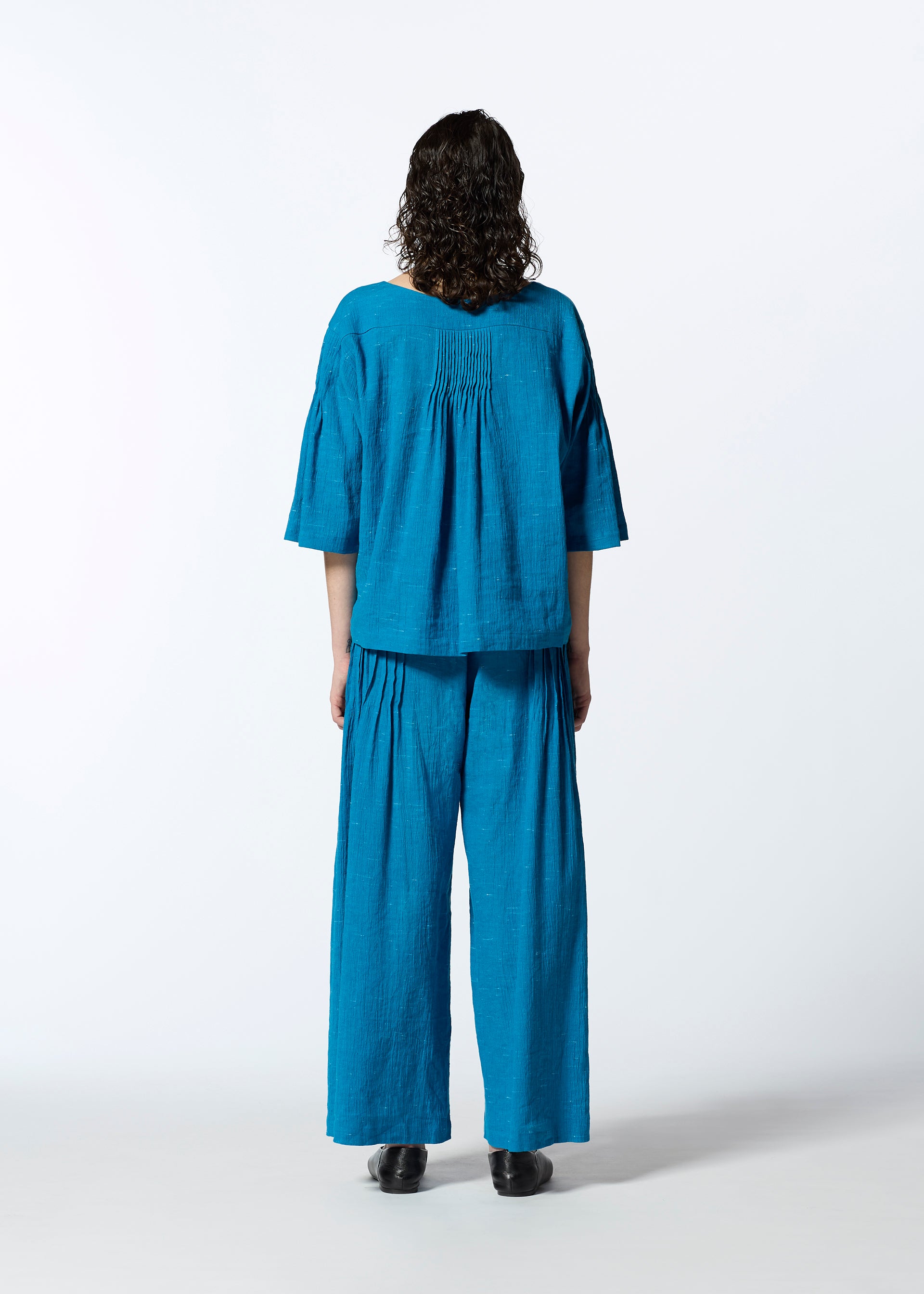 PINTUCKING – isseymiyake.com