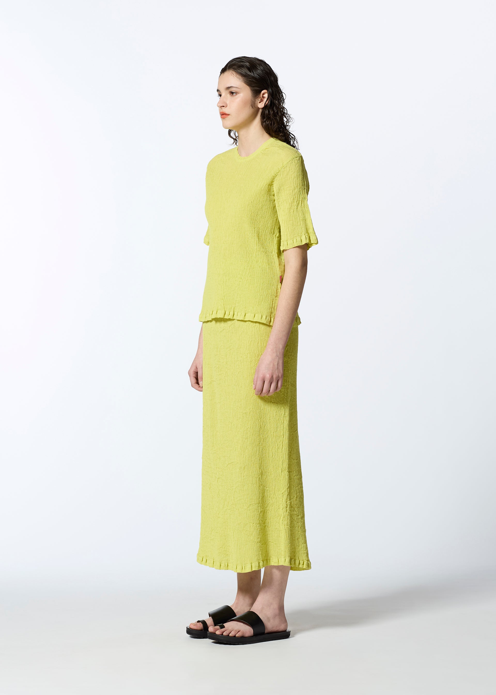 イッセイミヤケ ハートISSEY MIYAKE HaaT コットンポリ起毛ワイドシルエットカットソー チャコール2 【レディース】 132 5. STANDARD – isseymiyake.com