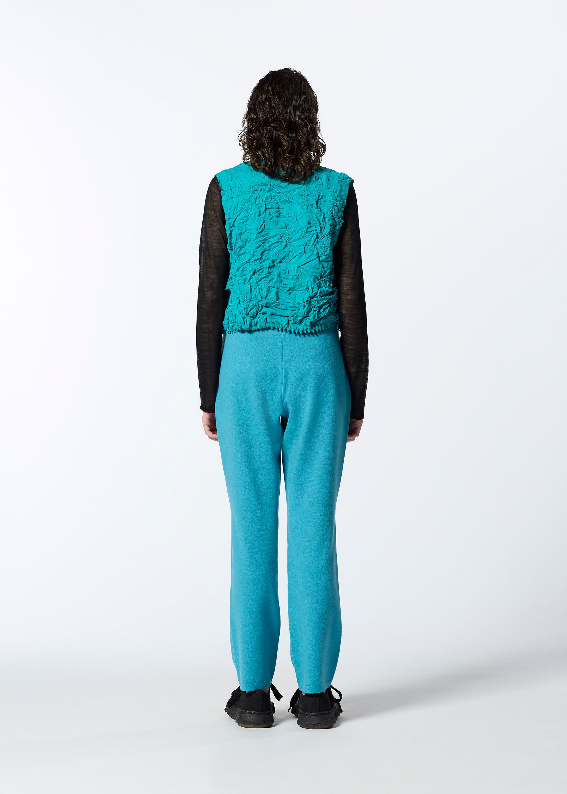 KUMO SHIBORI KNIT、ウィメンズ_トップス_ベスト、着用画像3