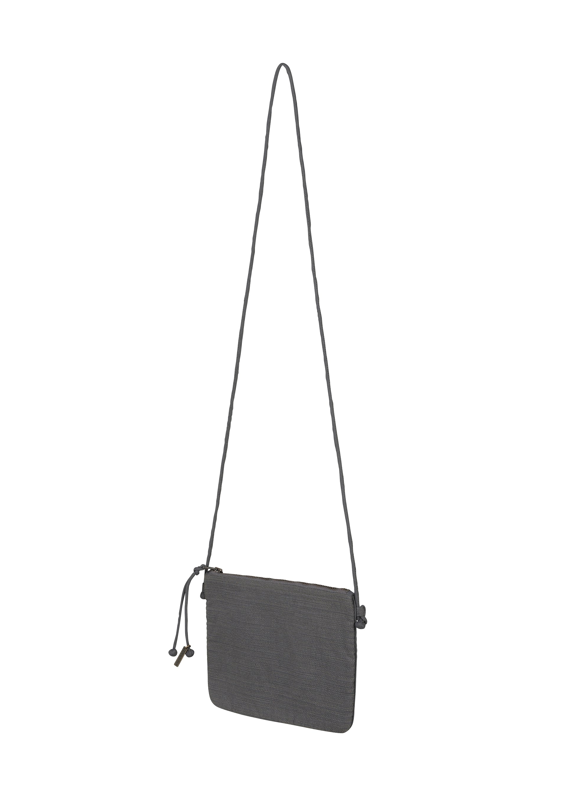 CASE – isseymiyake.com