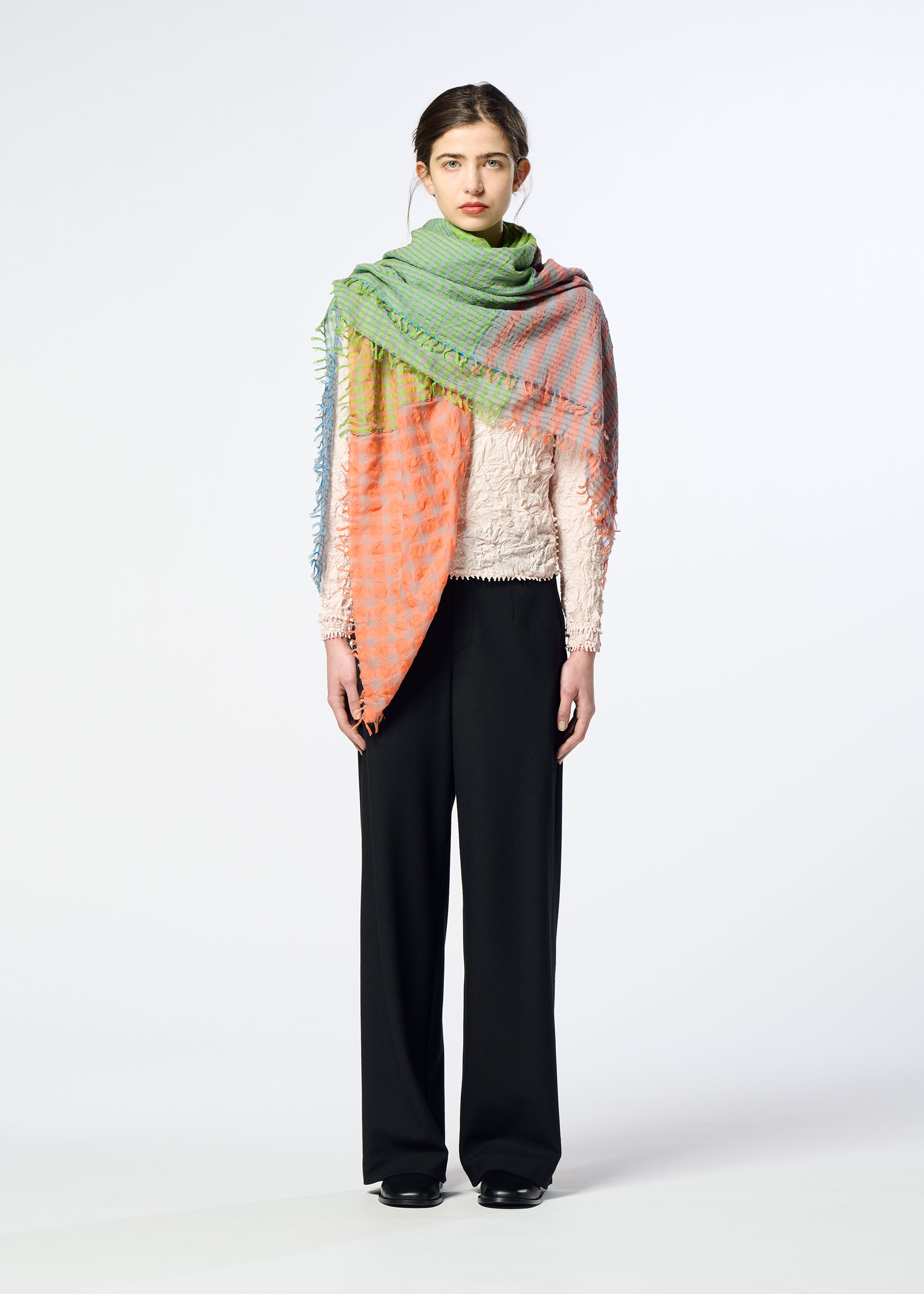 アクセサリー＆その他／ストール – isseymiyake.com