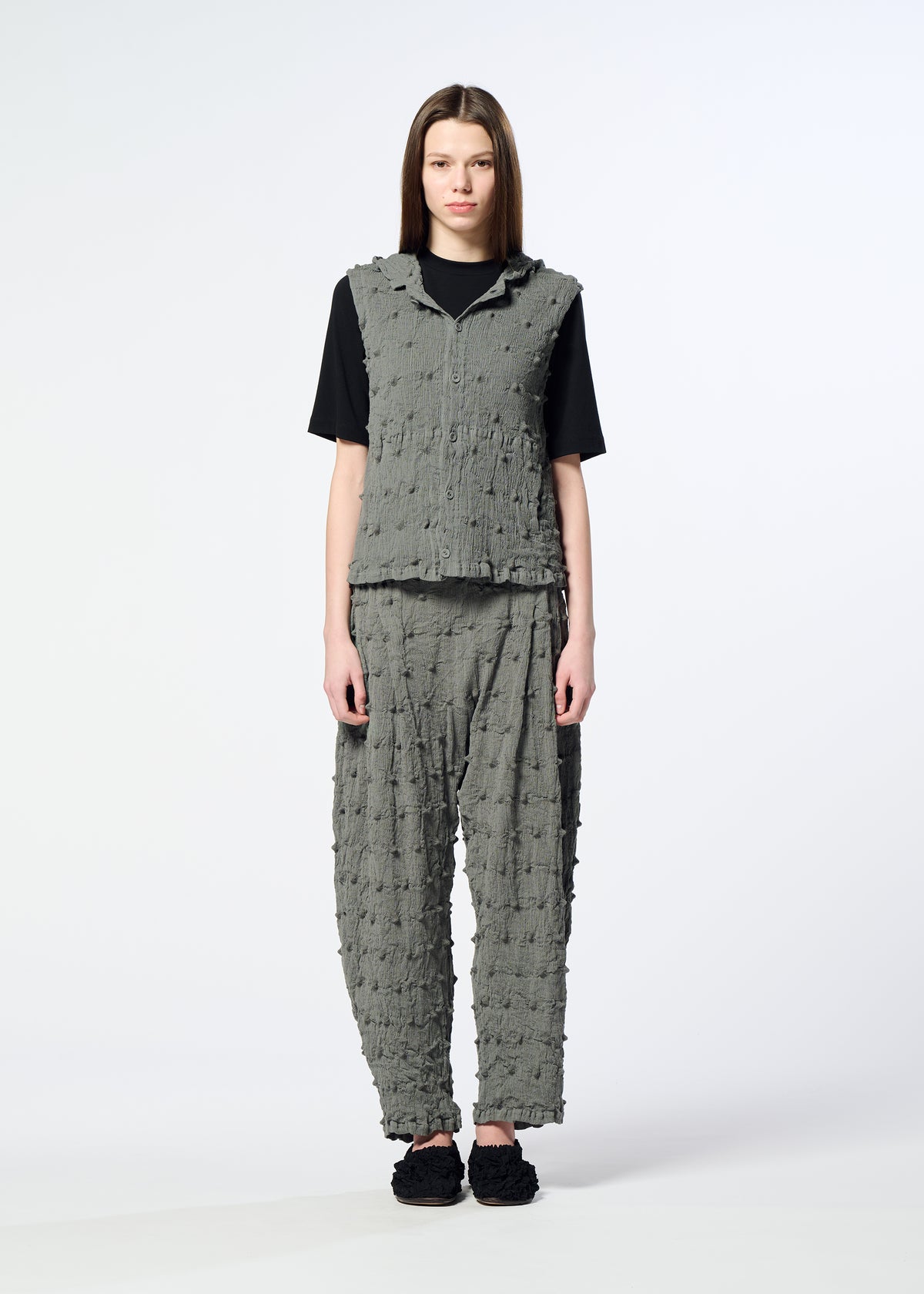 KYO CHIJIMI SQUARE EMB、ウィメンズ_トップス_トップ、着用画像1