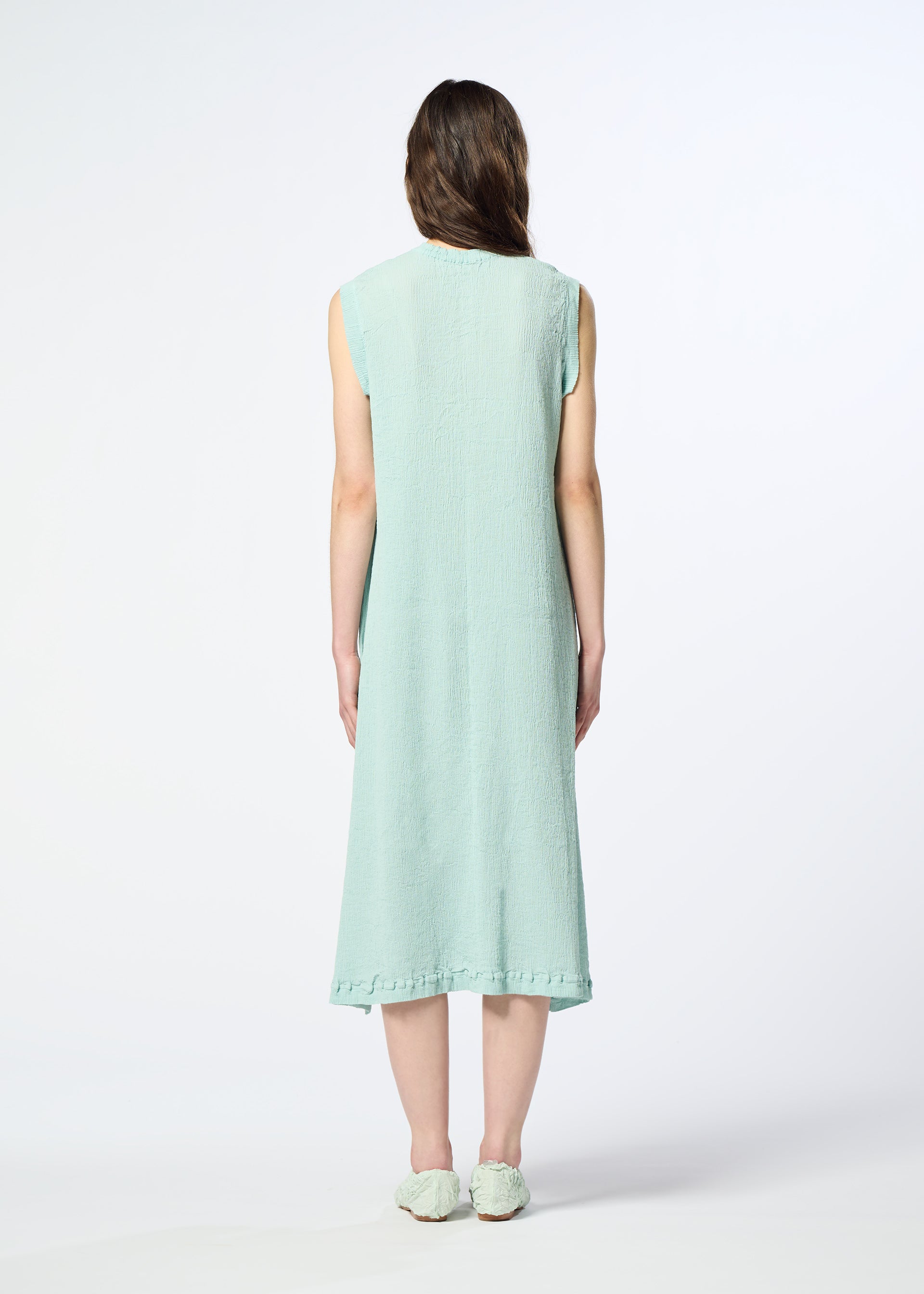KYO CHIJIMI AUGUST – isseymiyake.com