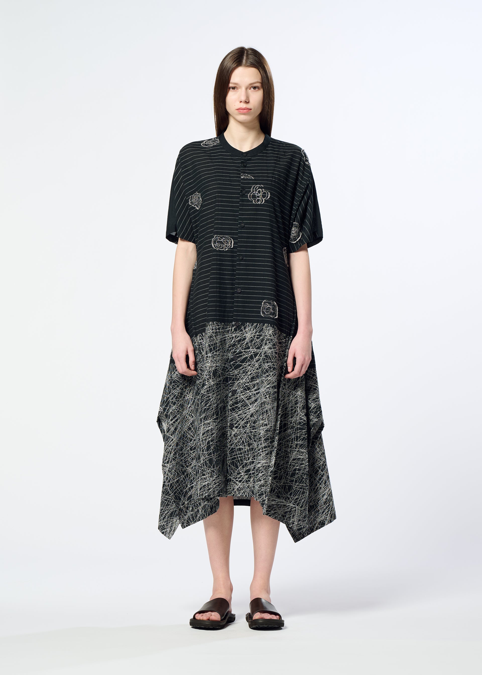 ONE STROKE DRAW、ウィメンズ_ワンピース、着用画像1