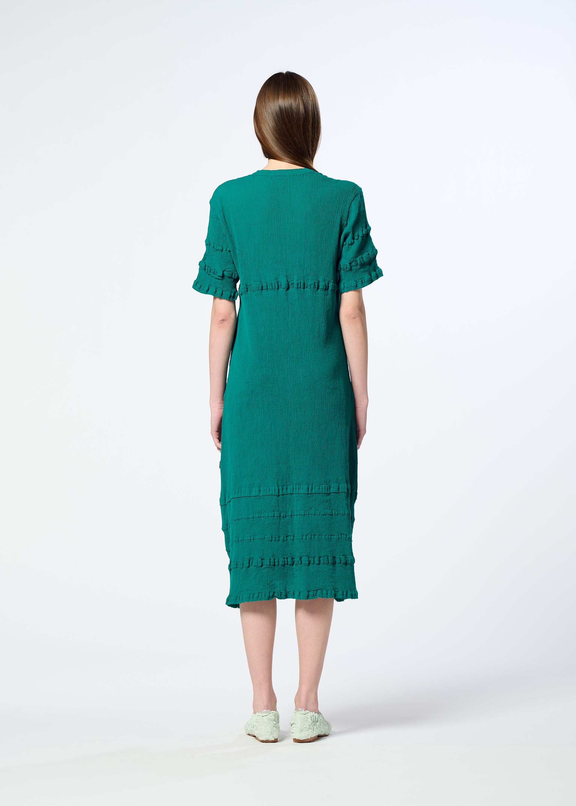 KYO CHIJIMI TSUCHIKABE – isseymiyake.com