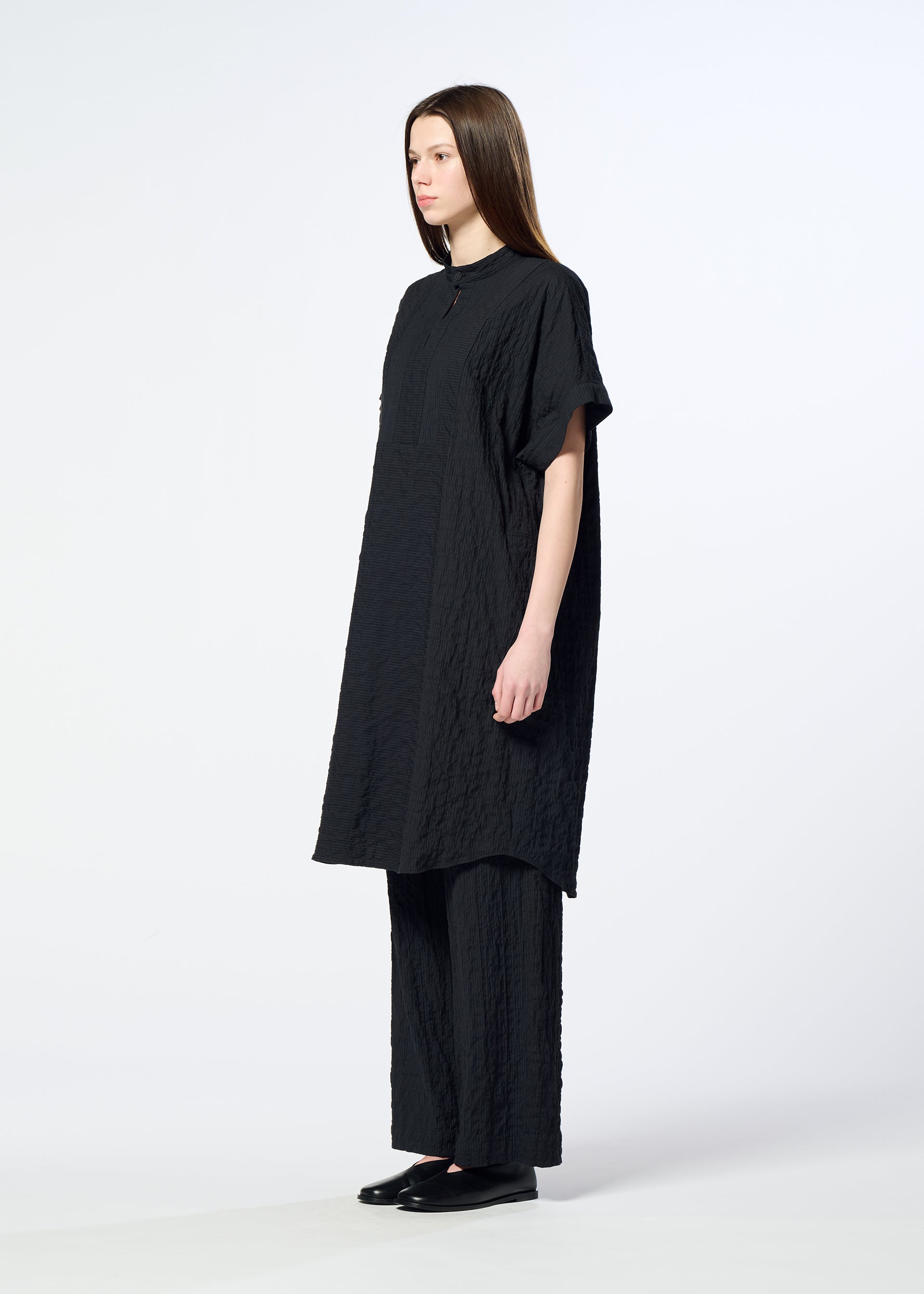 RIPPLE STRIPE – isseymiyake.com