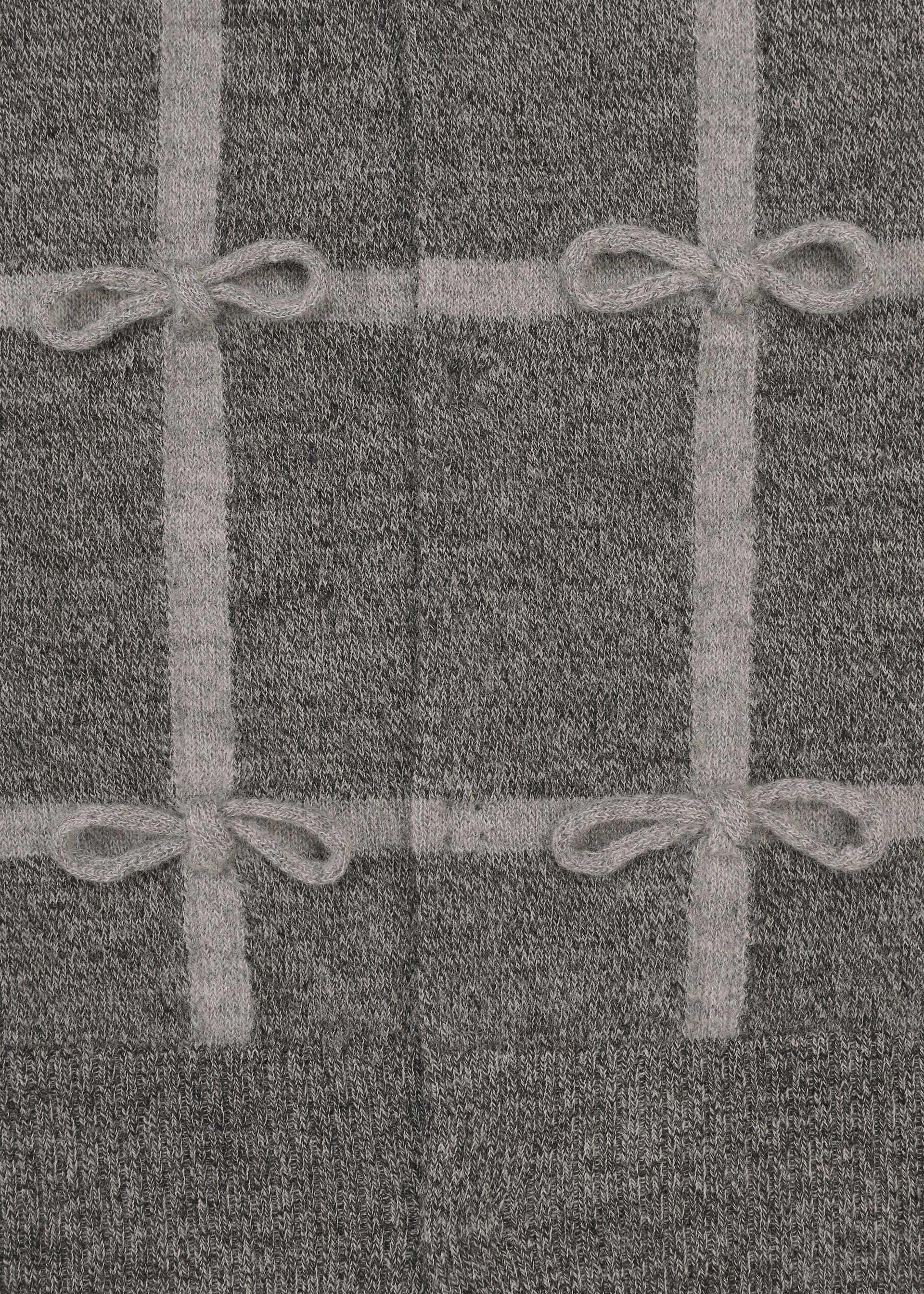 RIBBON KNIT – isseymiyake.com