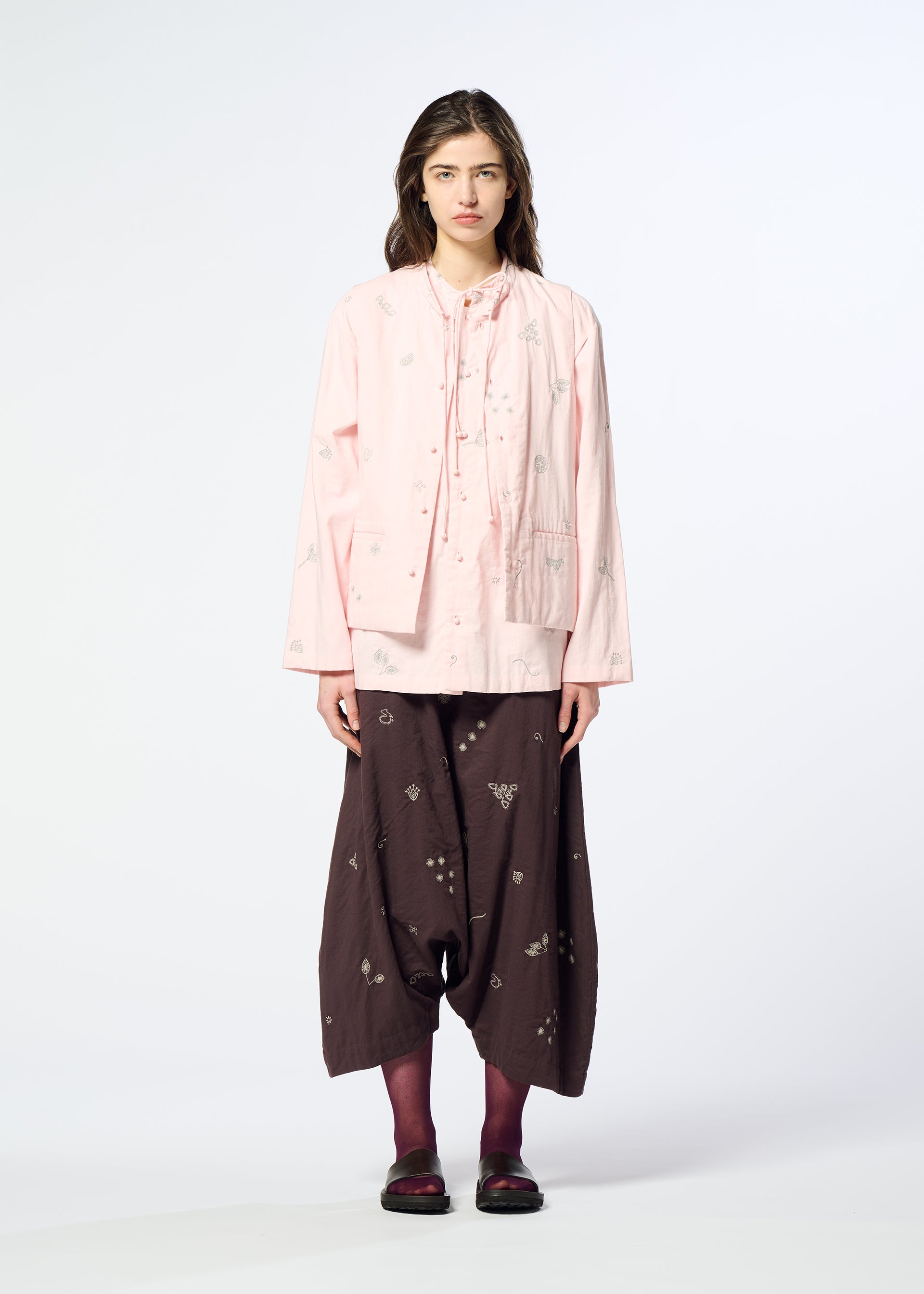 ウィメンズ／トップス／ベスト – isseymiyake.com
