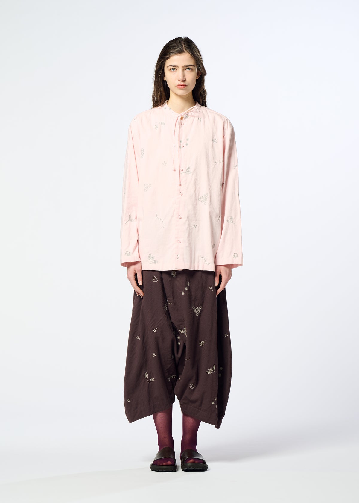 MULMUL BHILL、ウィメンズ_パンツ、着用画像1