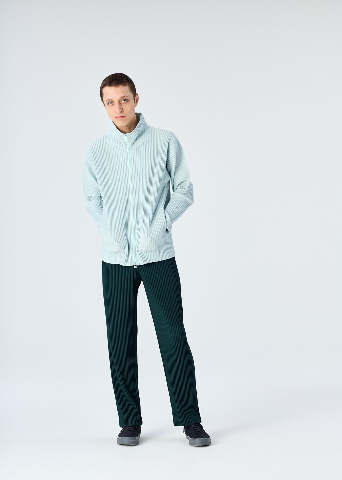 COLOR PLEATS、メンズ_パンツ、着用画像4