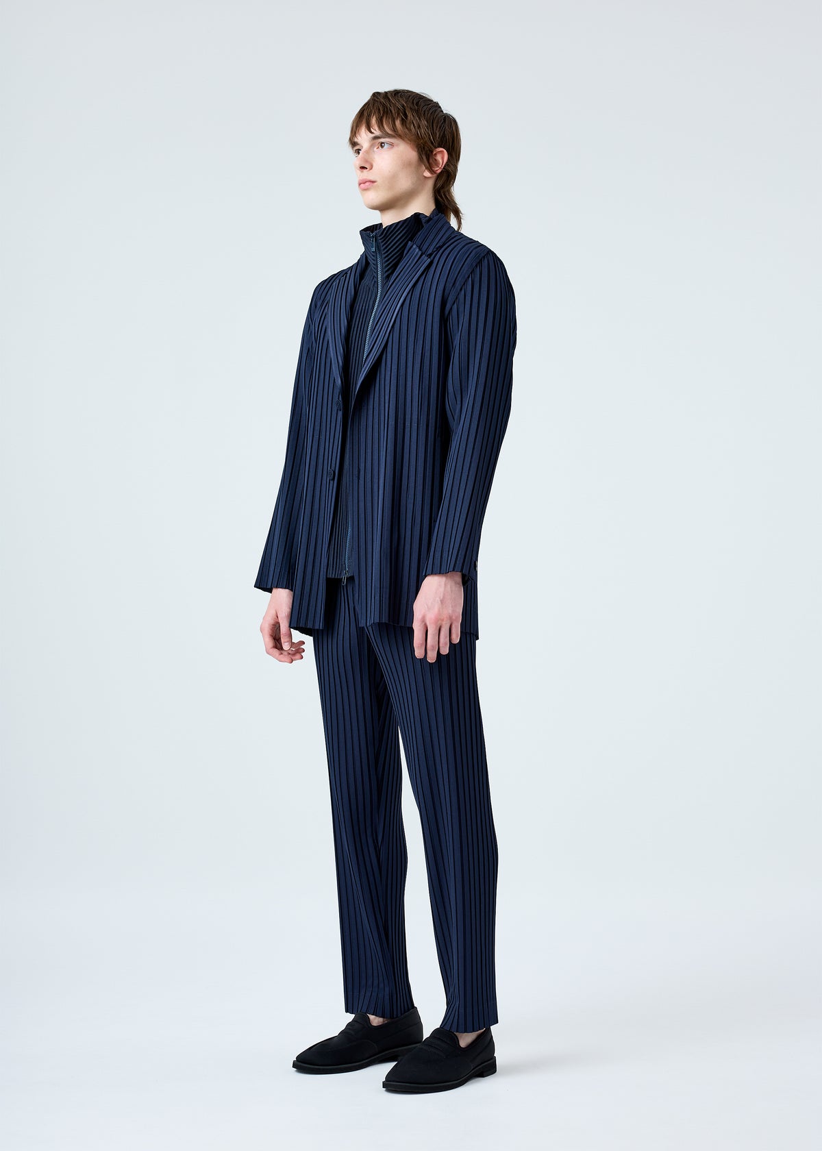 BOX PLEATS ENSEMBLE – isseymiyake.com