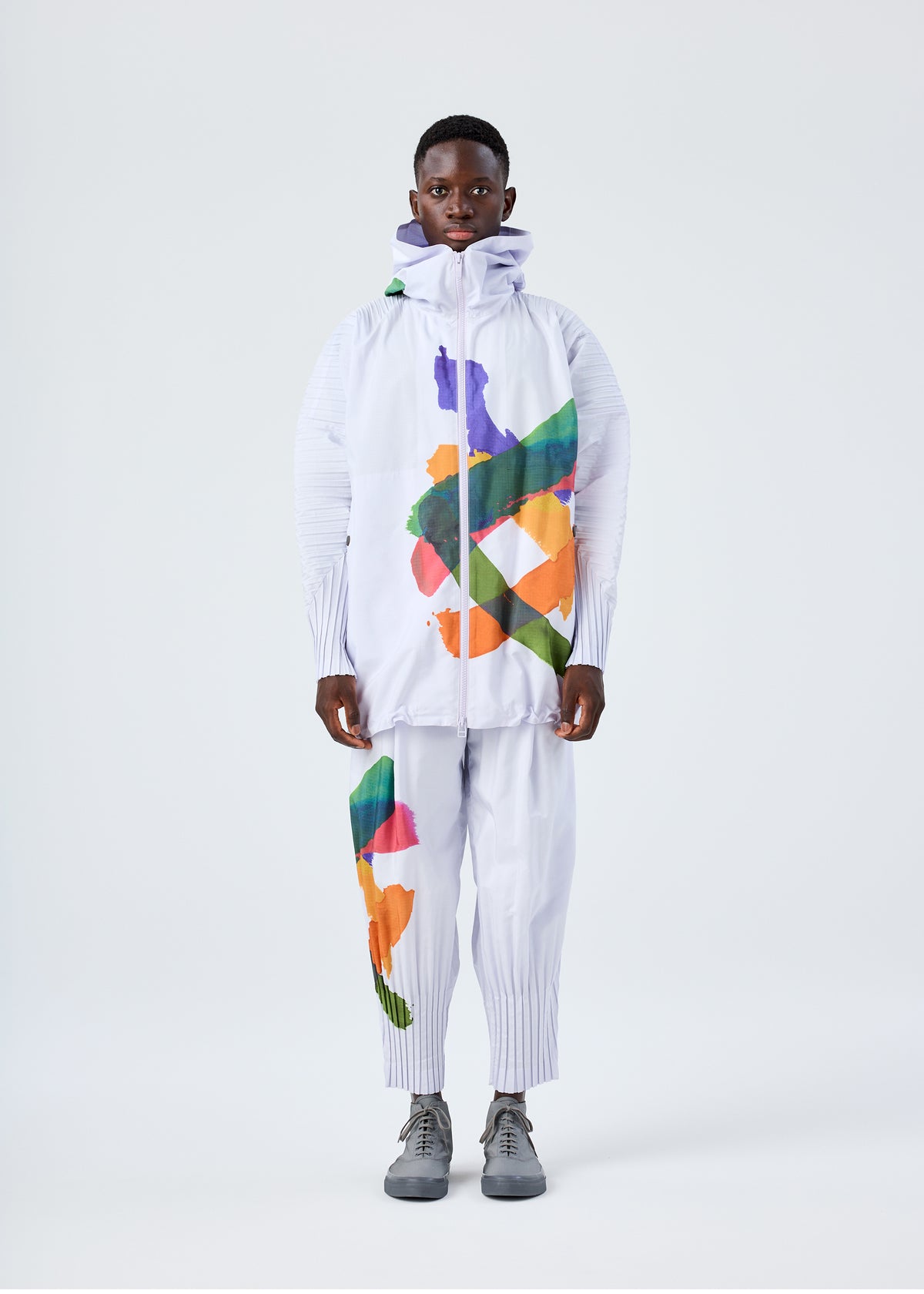 CASCADE PICTURESQUE – isseymiyake.com