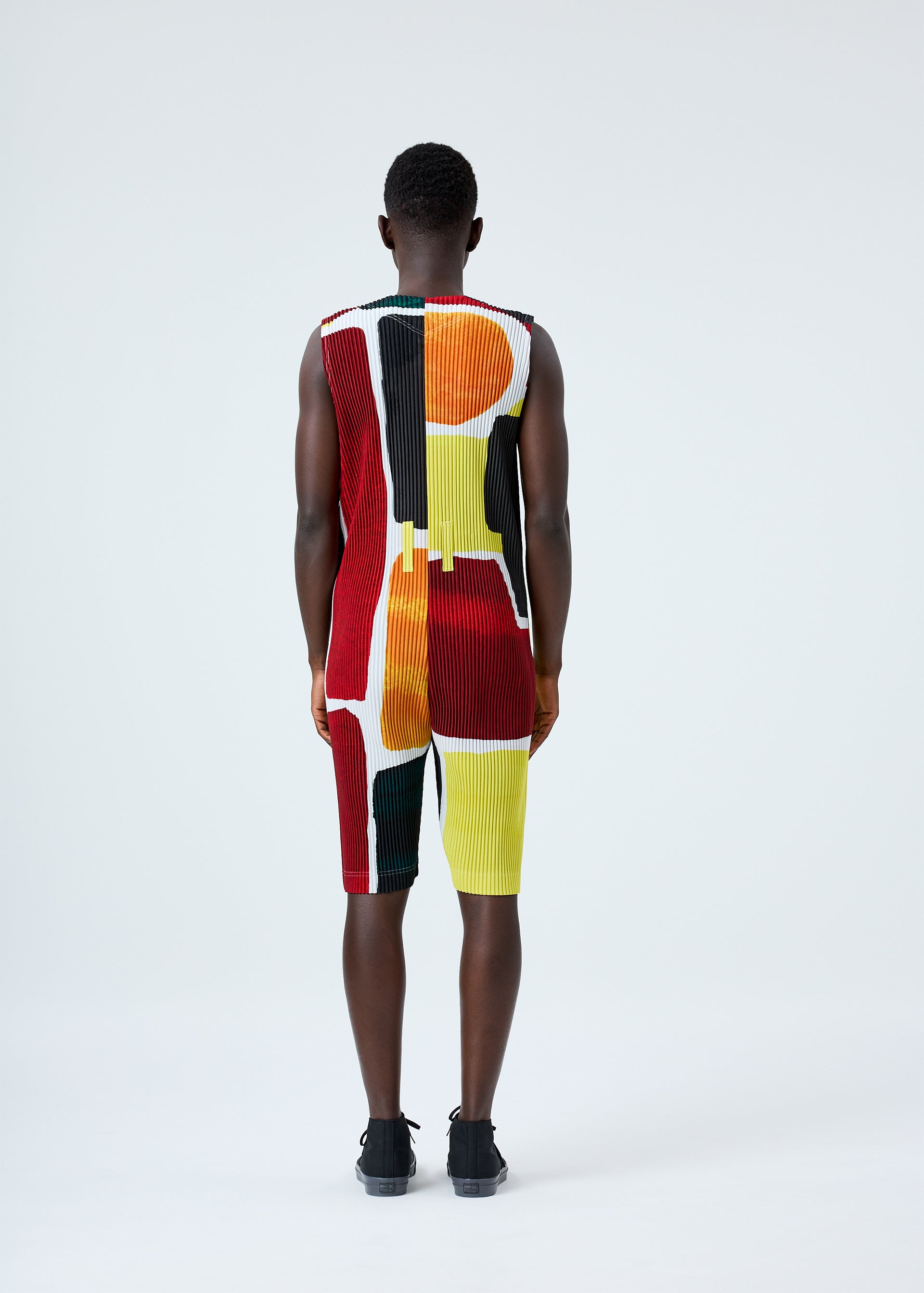 LANDSCAPE – isseymiyake.com